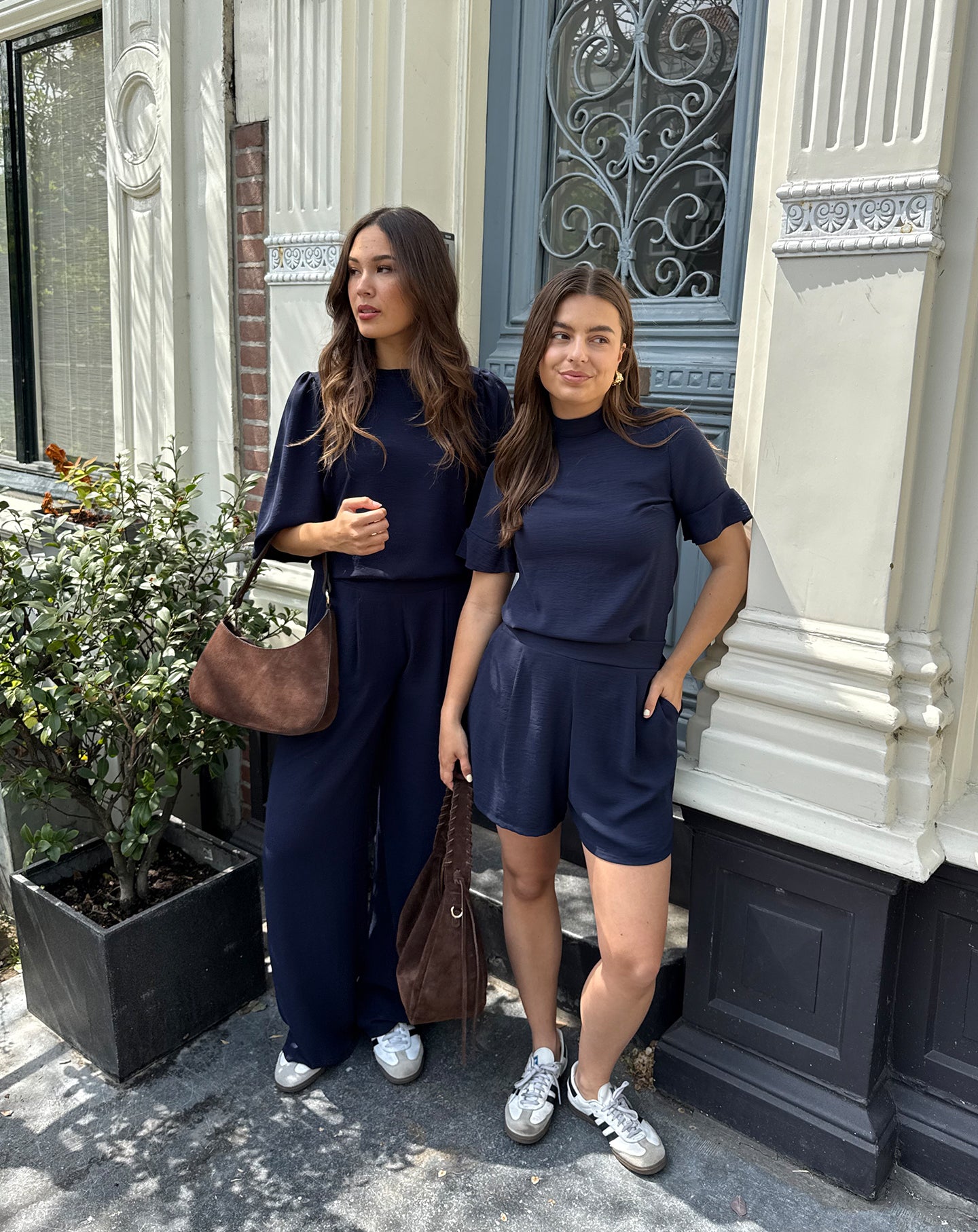 JULIE SHORTS NAVY BLUE