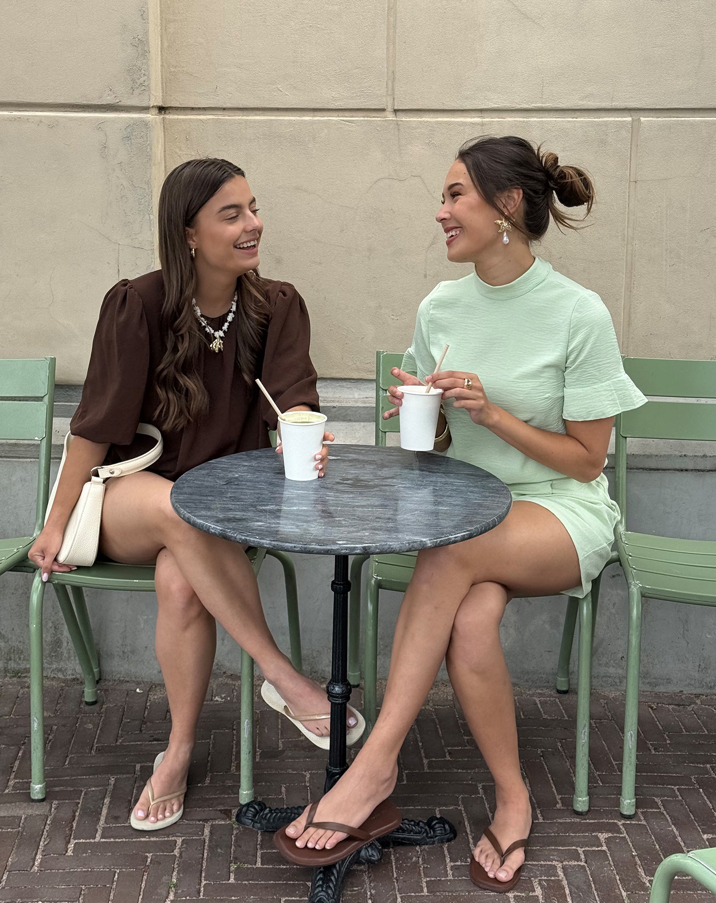 JULIE RUFFLE TOP PISTACHE