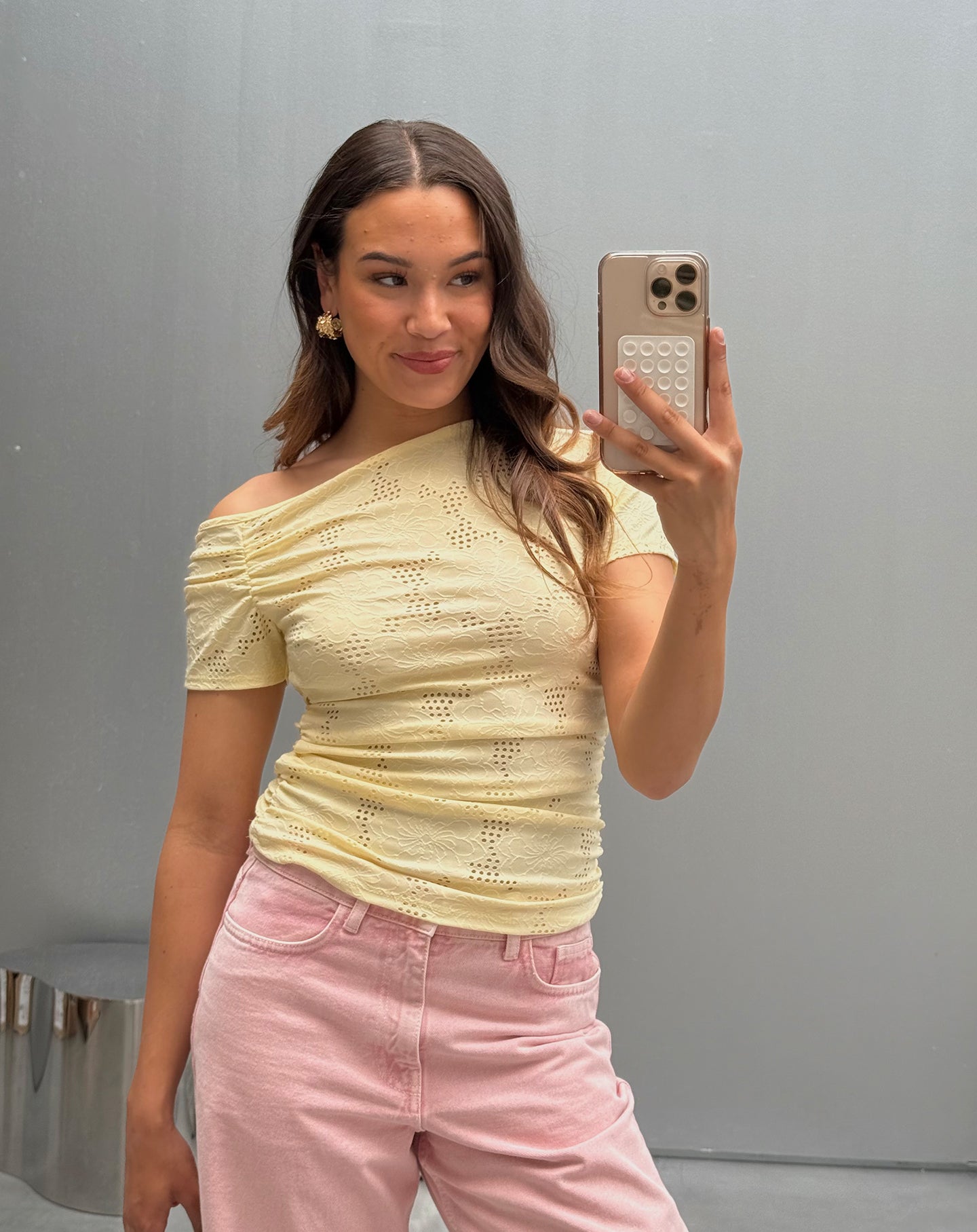 FLOWER RUCHED SHORT SLEEVE TOP BUTTER YELLOW