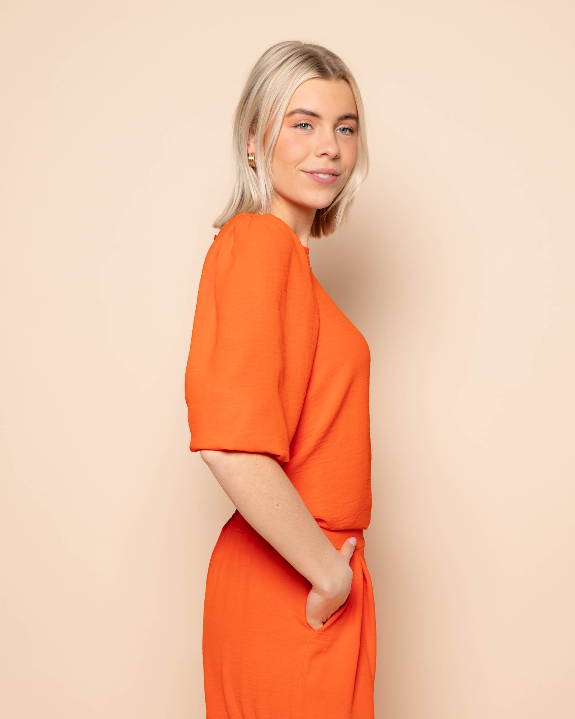 JULIE PUFF SLEEVE TOP ORANGE
