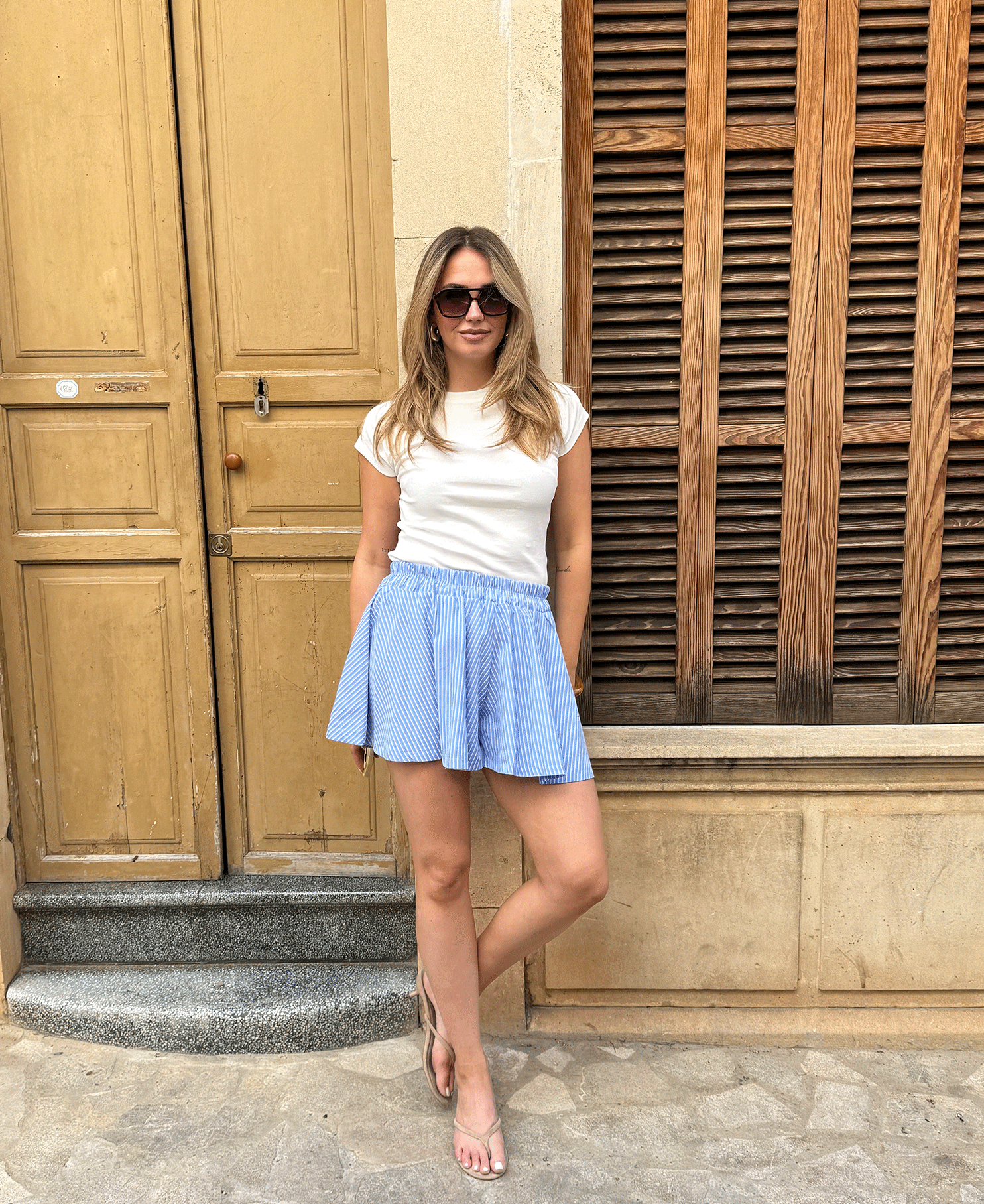STRIPE RUFFLE SHORT BLUE
