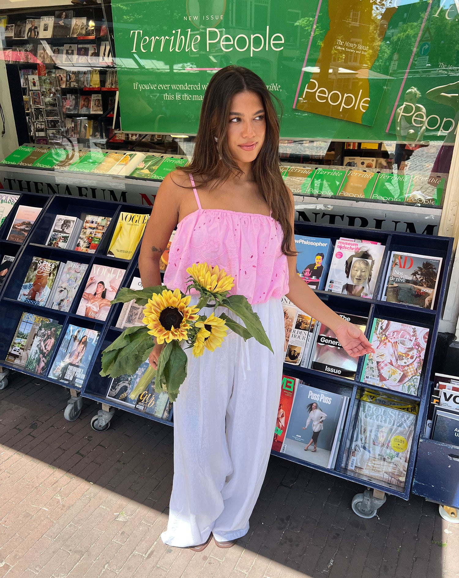 MANOU BRODERIE BUBBLE HEM TOP PINK