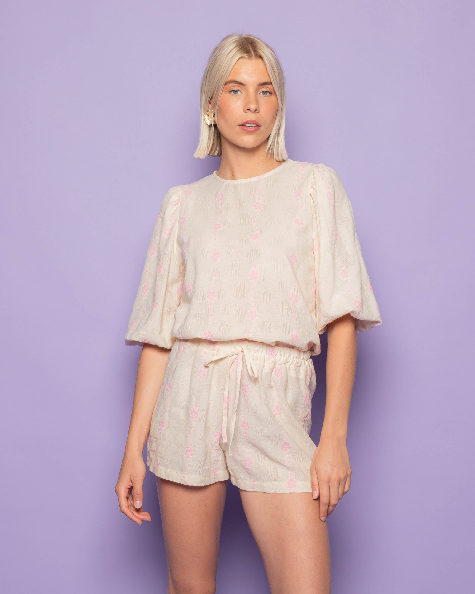 FLOWER COTTON PUFF SLEEVE TOP HARD PINK