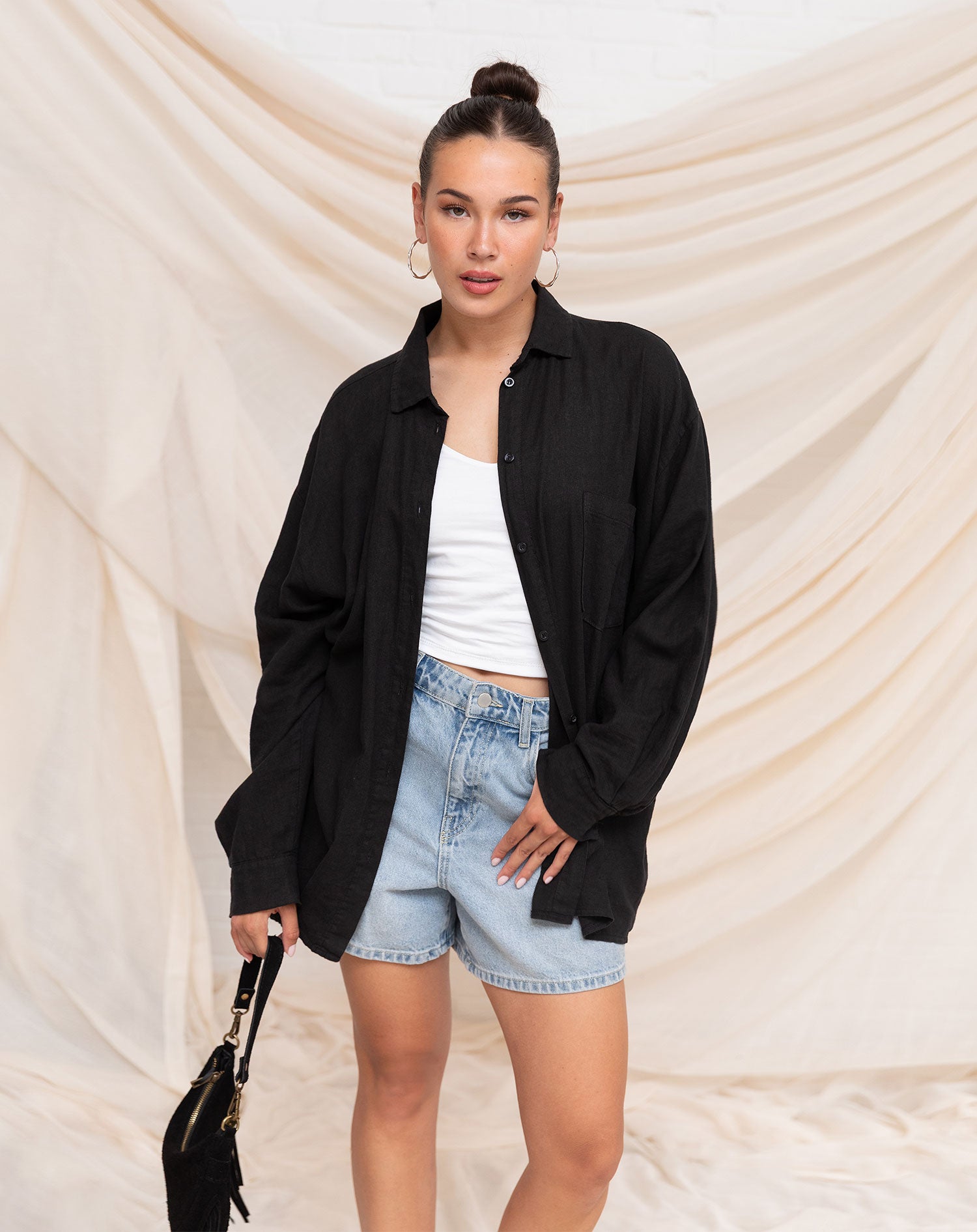 CARMEN LINEN OVERSIZED BLOUSE ZWART