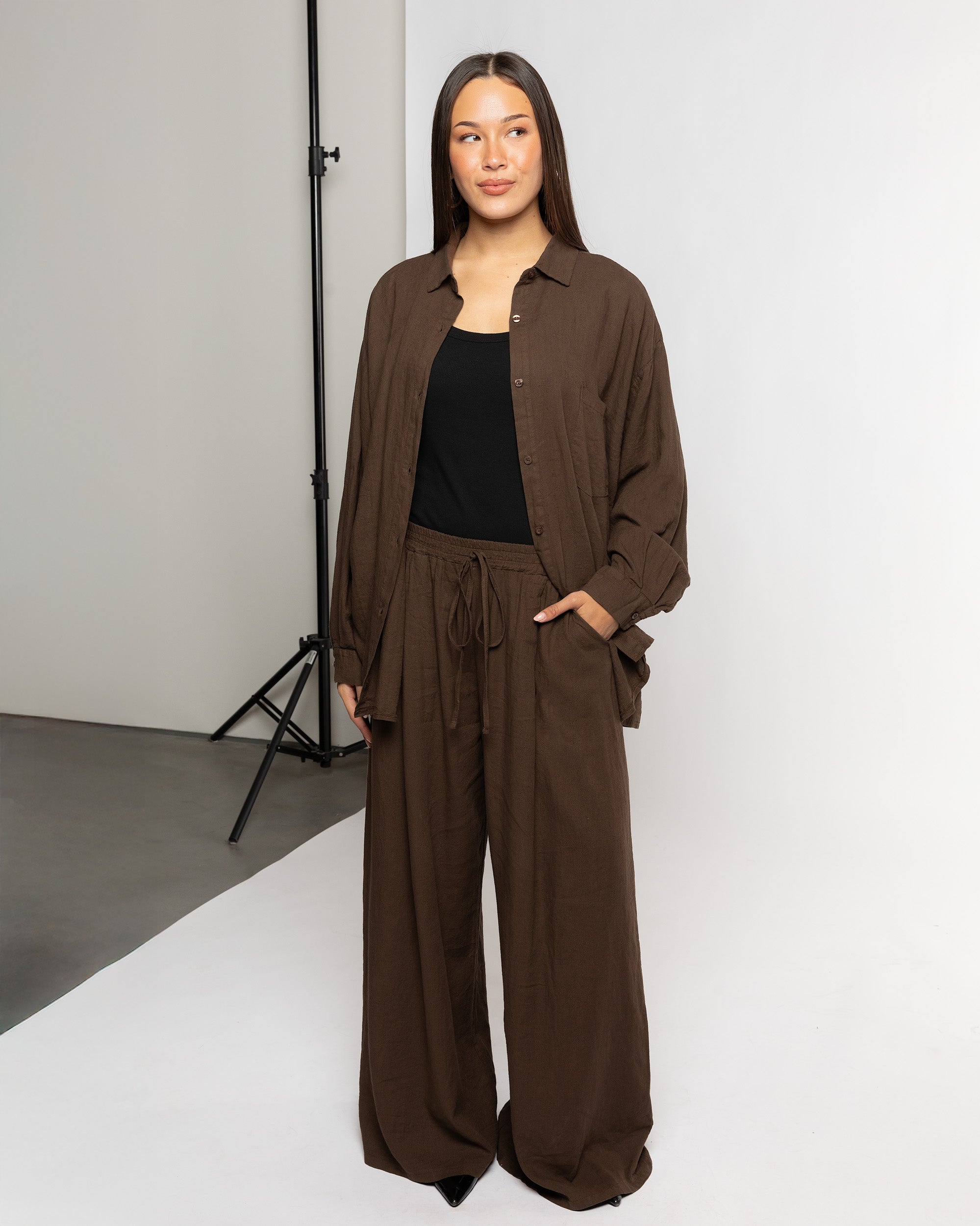 CARMEN LINEN WIDE LEG PANTS PETITE BROWN