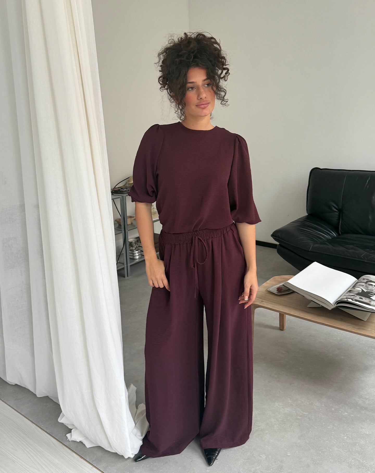 JULIE PUFF SLEEVE TOP DARK BURGUNDY