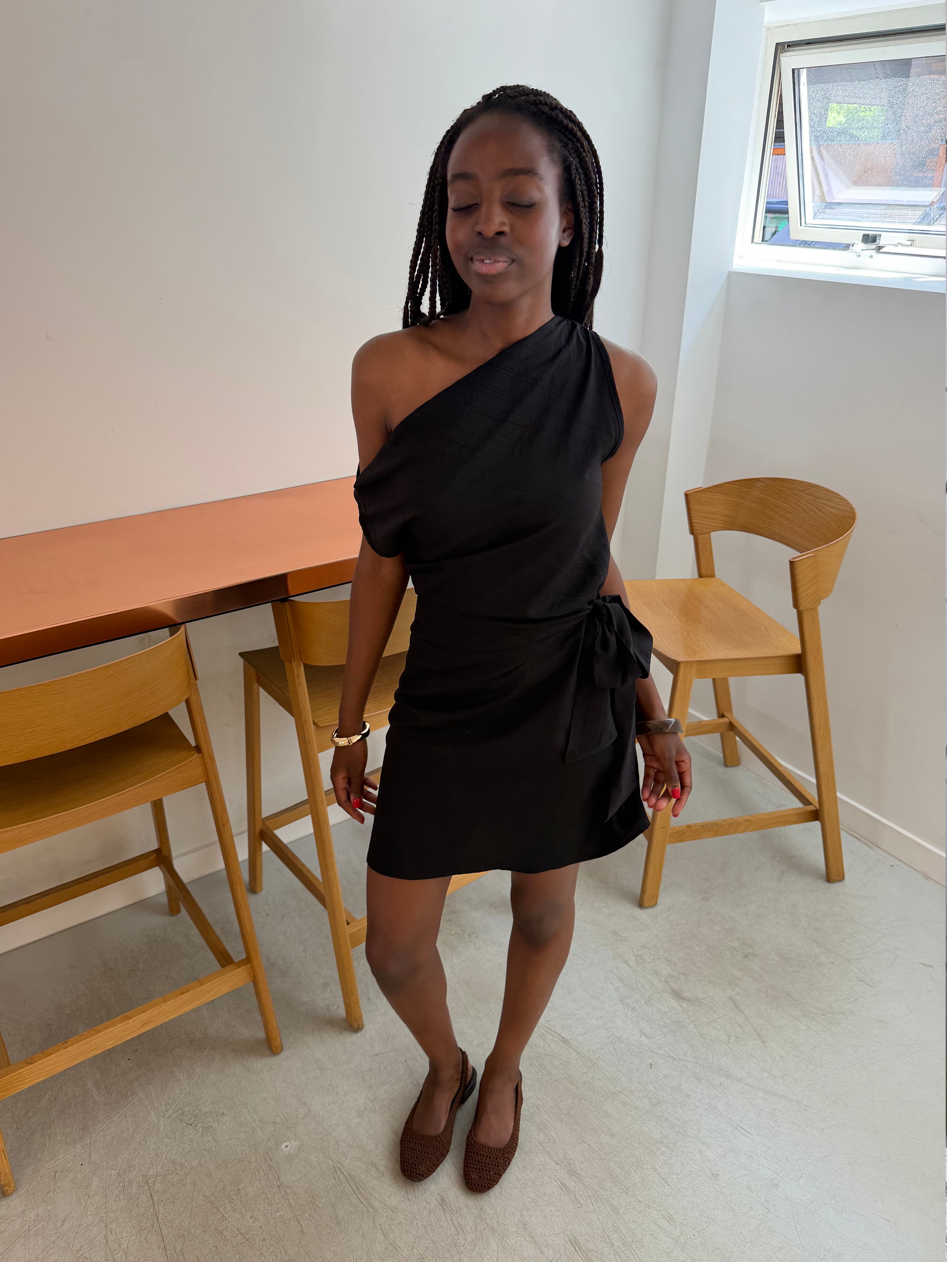 HALLY KNOT DRESS ZWART