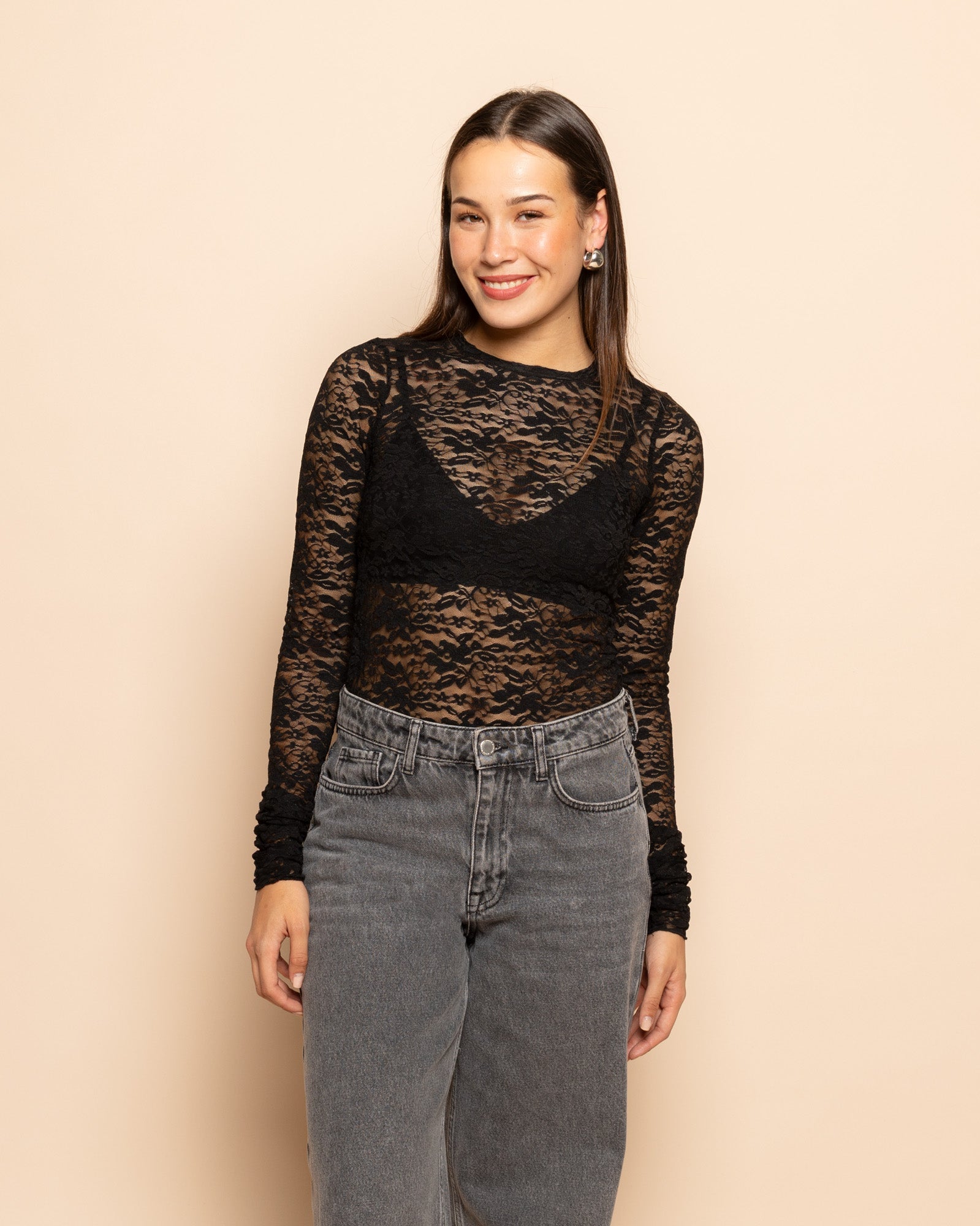 LUNA LACE TOP BLACK