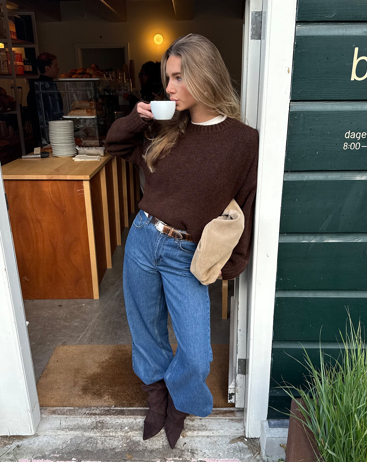 BIANCA BOXY KNIT DARK BROWN