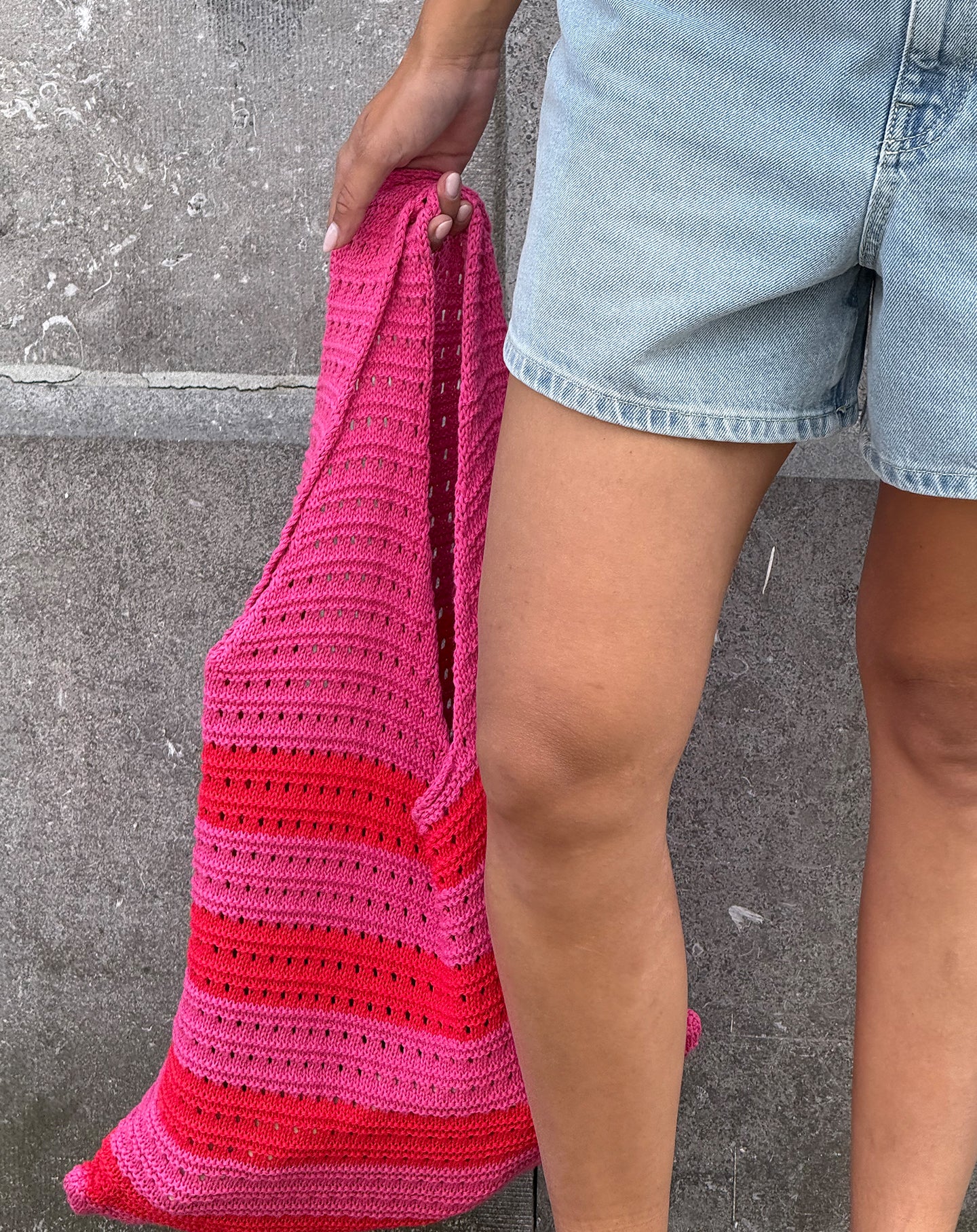 KNITTED STRIPED SHOPPER ROZE