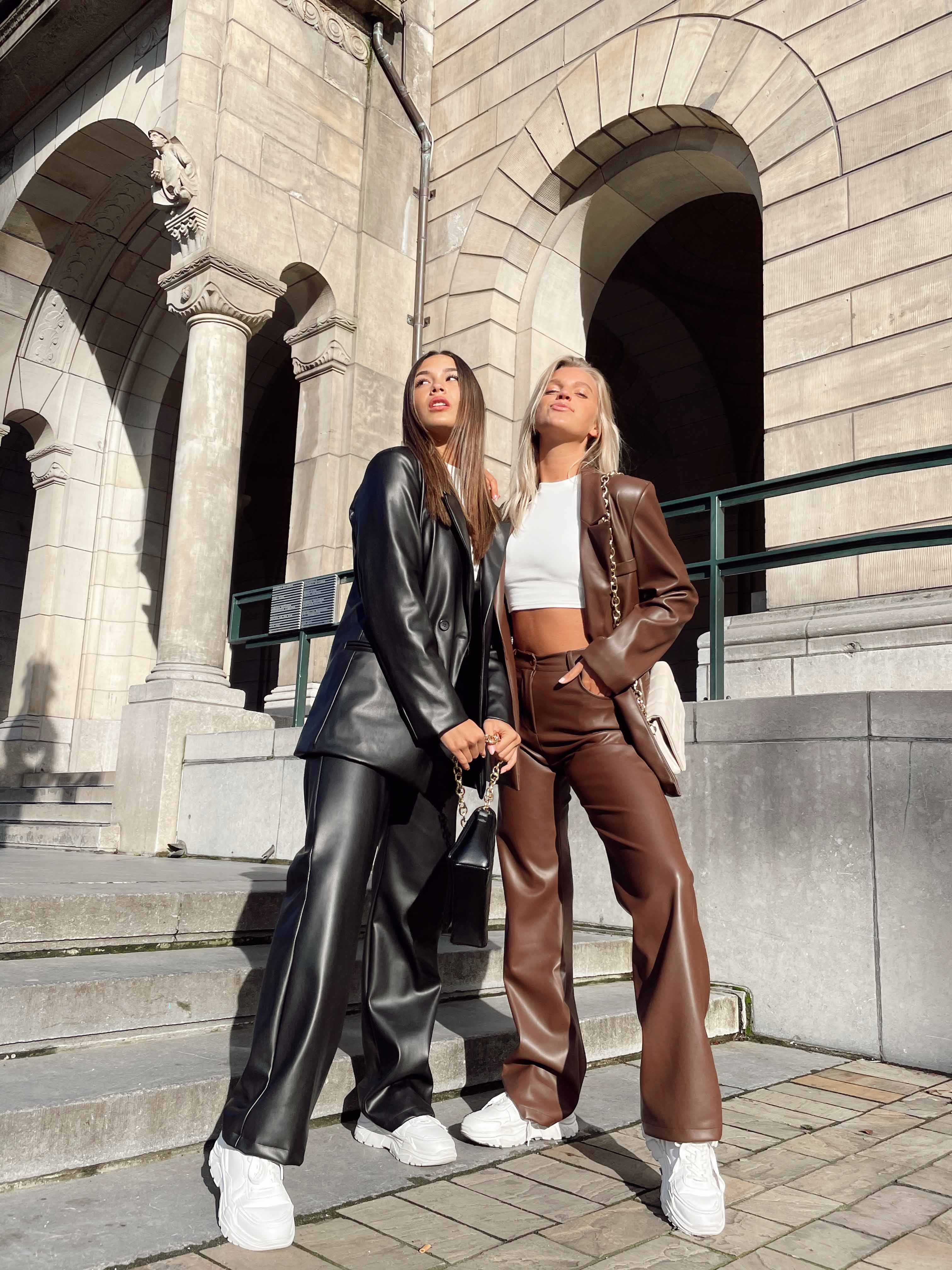 LEATHER STRAIGHT LEG PANTS BRUIN