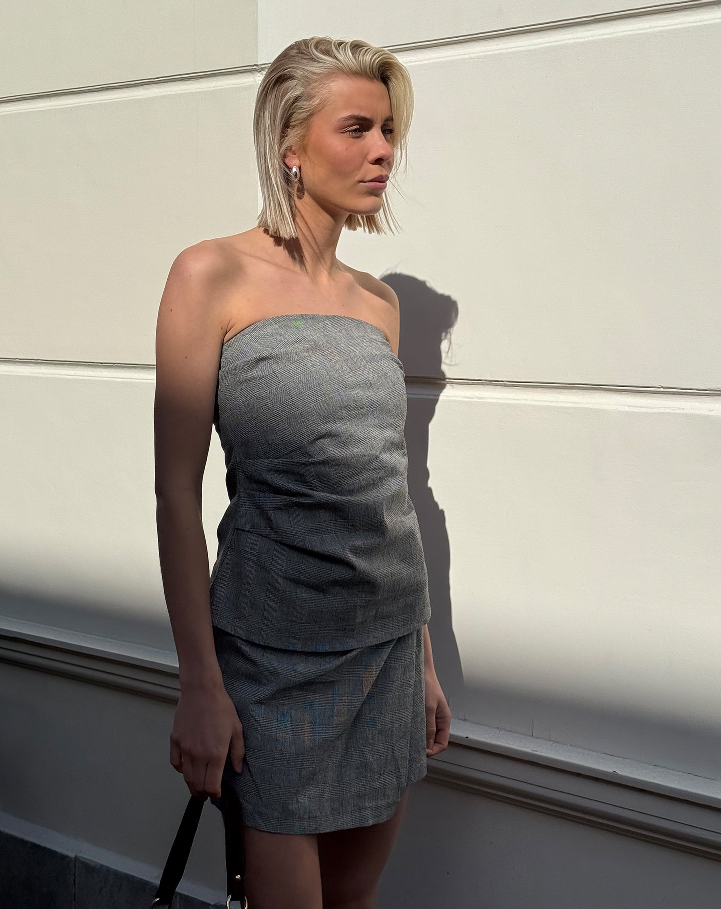 ESMAY CHECK STRAPLESS TOP GRIJS