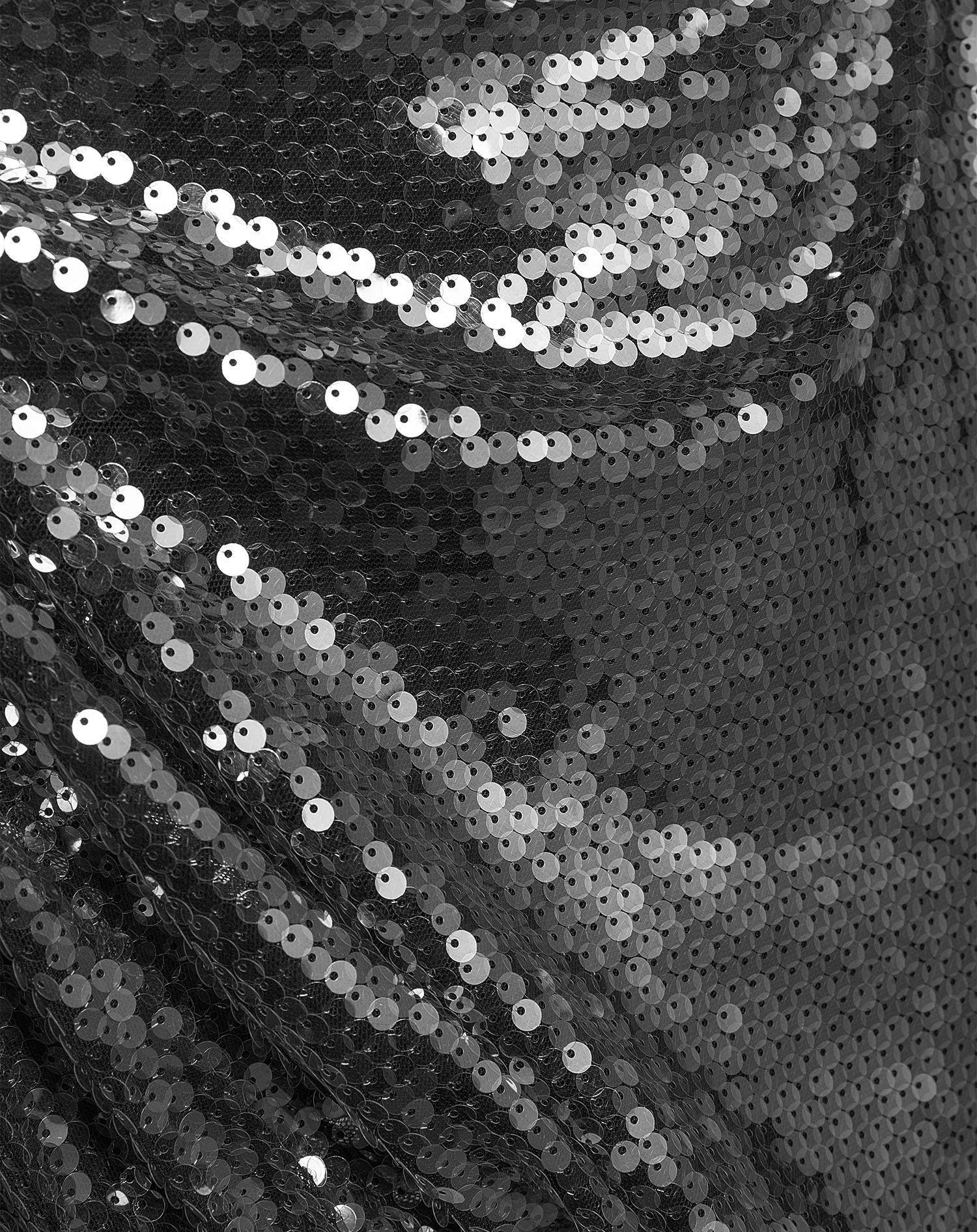 TRANSPARENT SEQUINS HALTER TOP ZWART