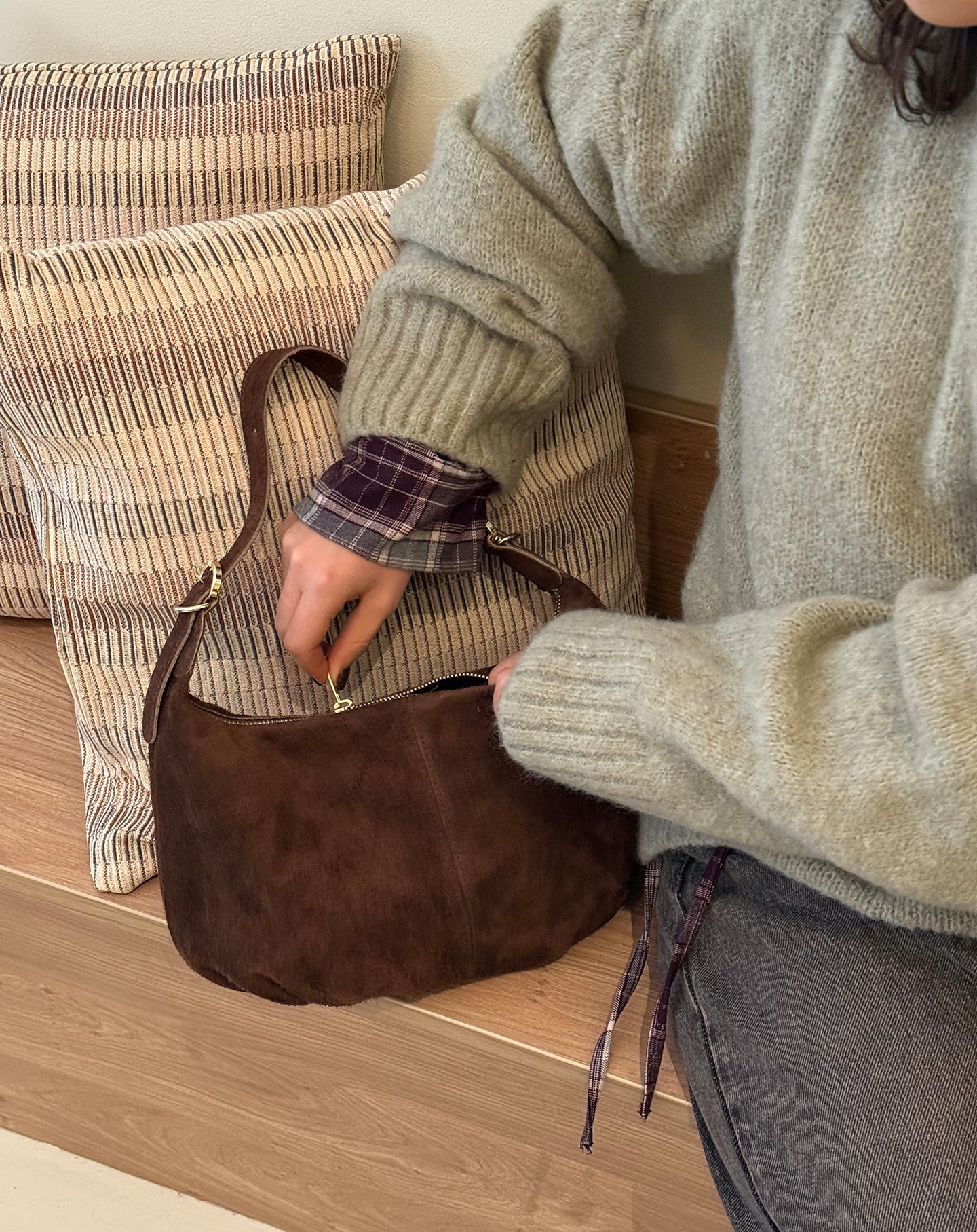 MERLE SUEDE BAG BROWN