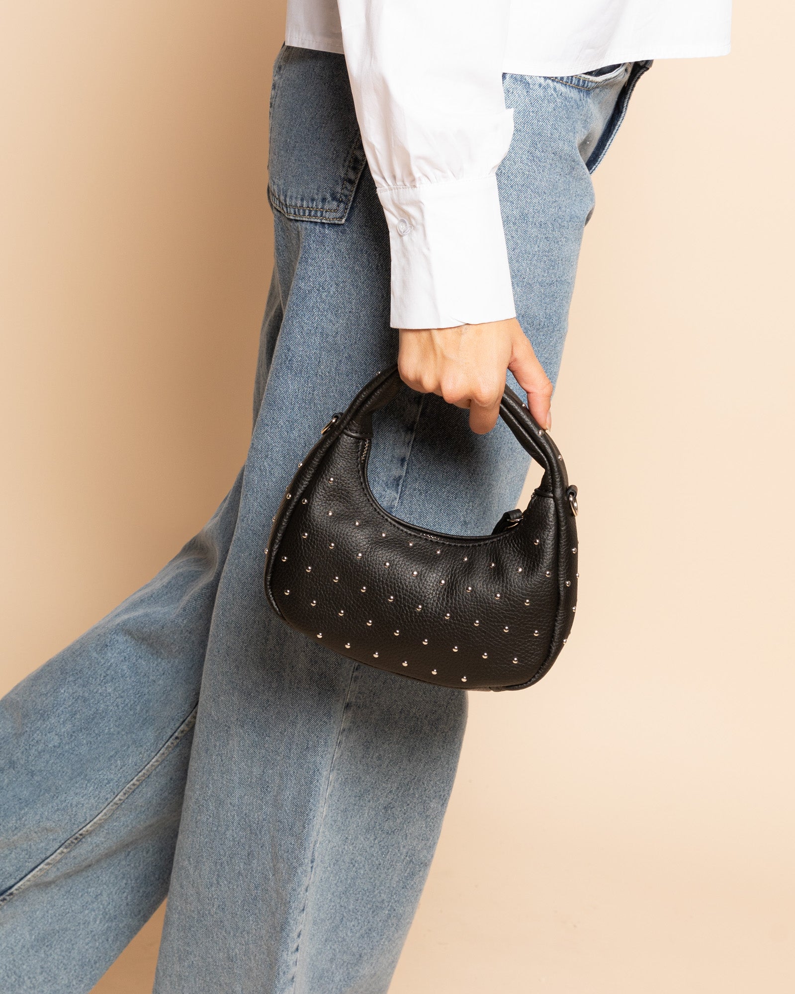 ROSALIE STUD BAG ZWART