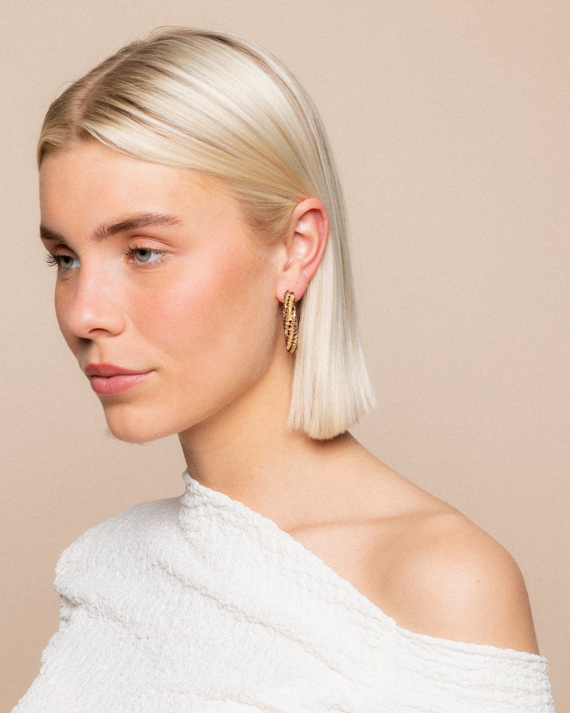 DIAMOND HOOP EARRINGS BORDEAUX