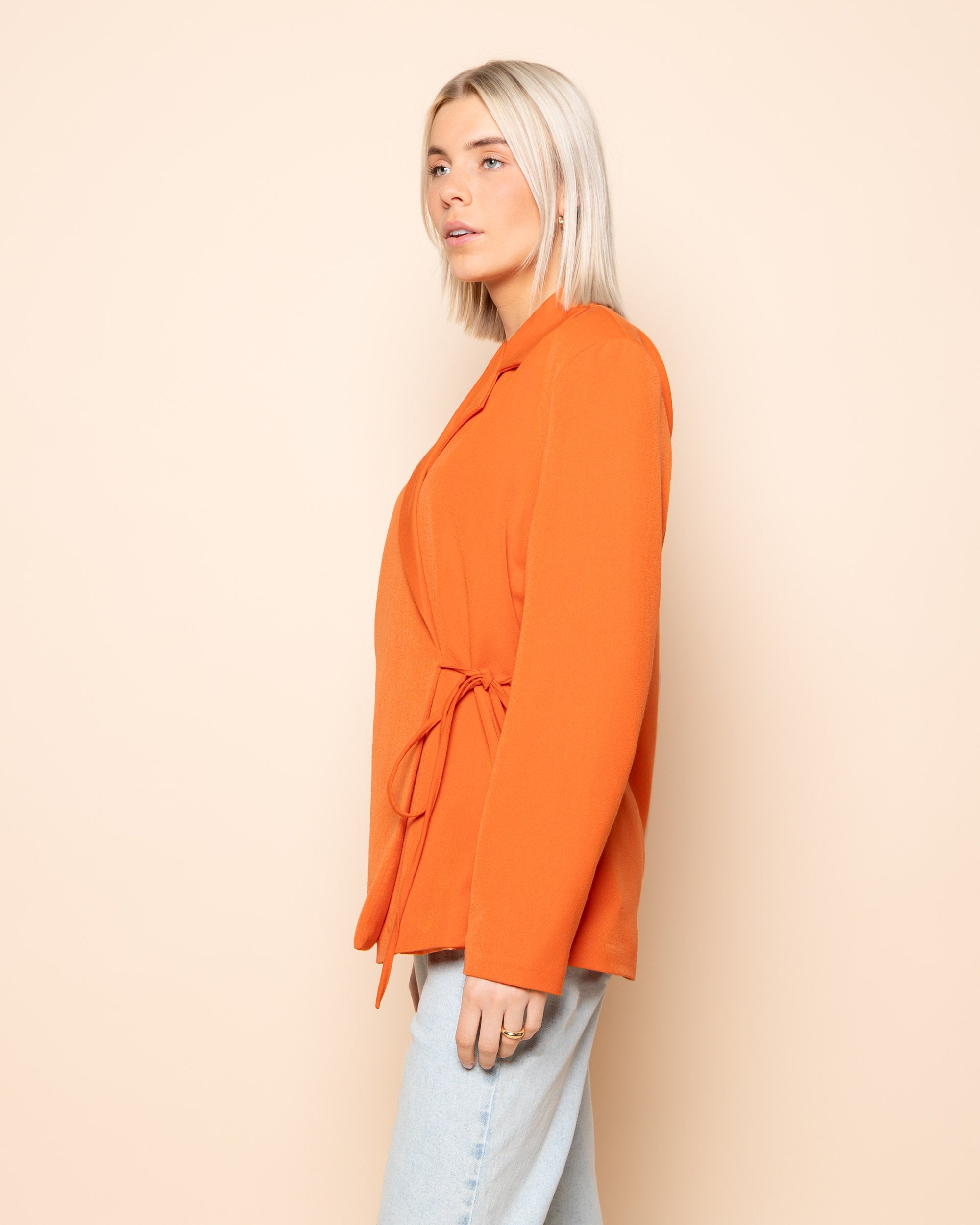 IRIS WRAP UP BLAZER ORANJE