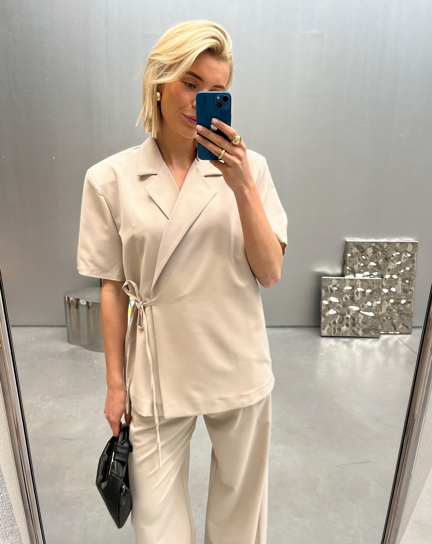 ZOEY SHORT SLEEVE BLAZER LICHTBEIGE