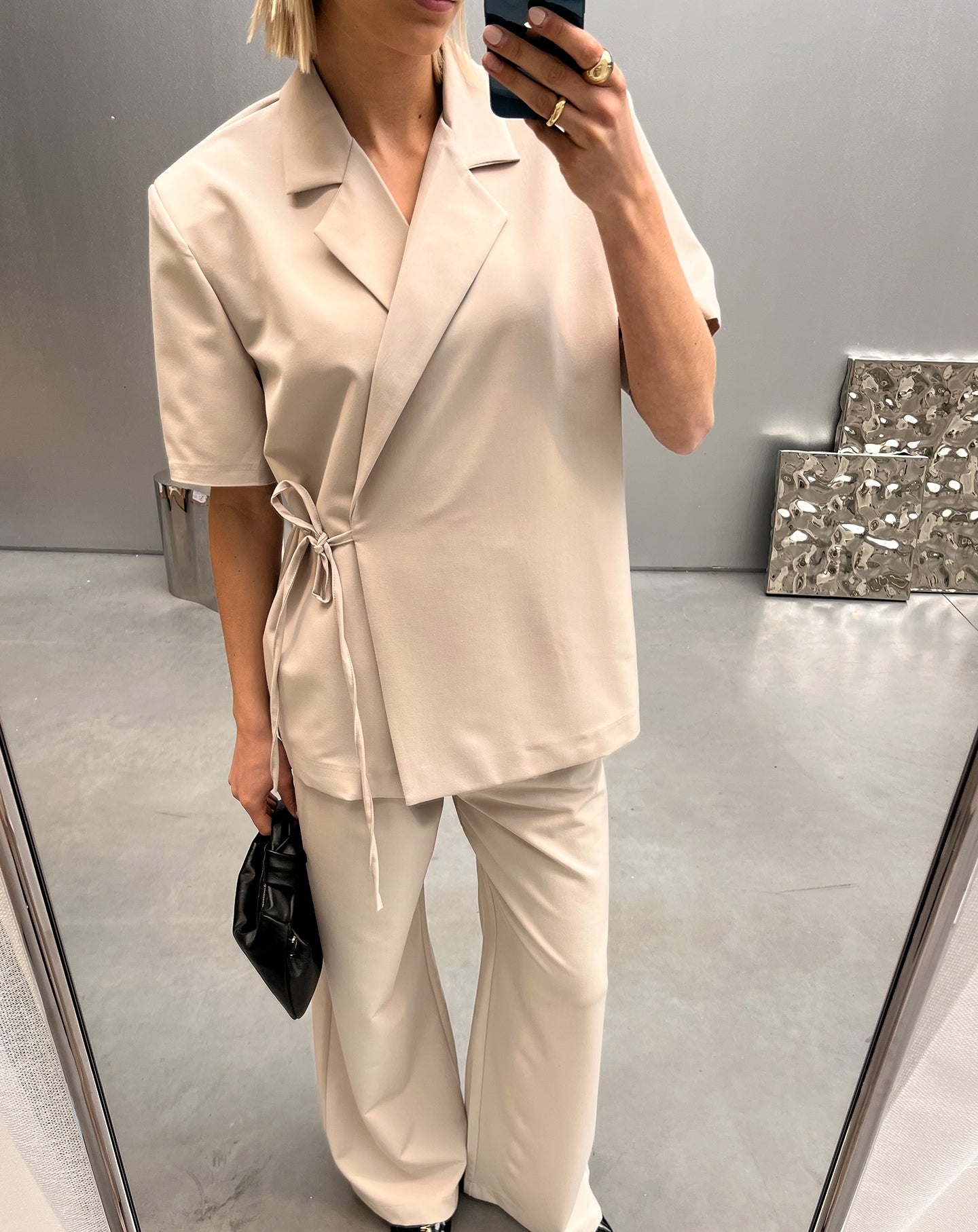 ZOEY SHORT SLEEVE BLAZER LICHTBEIGE