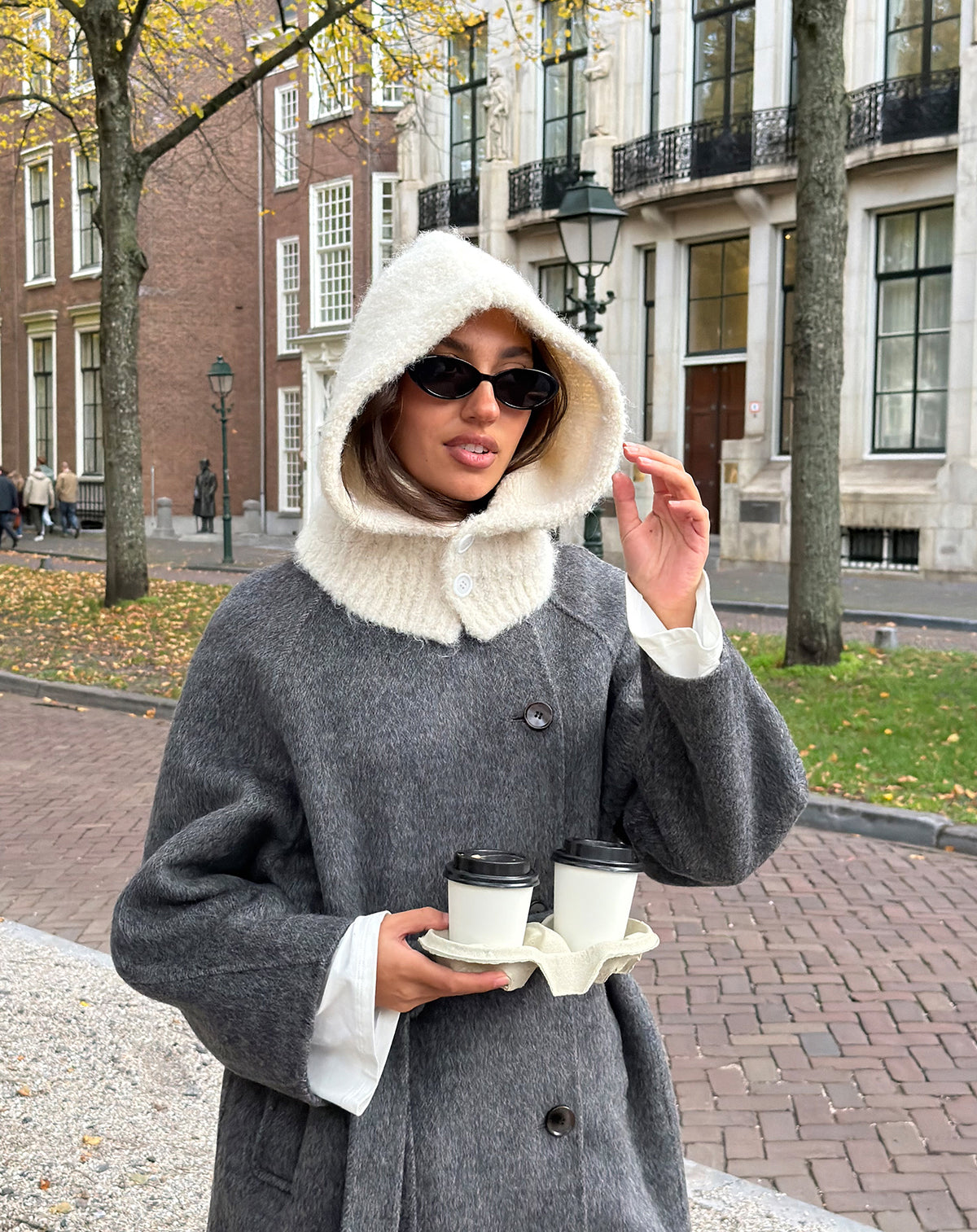 BOUCLE BALACLAVA BUTTON CREAM