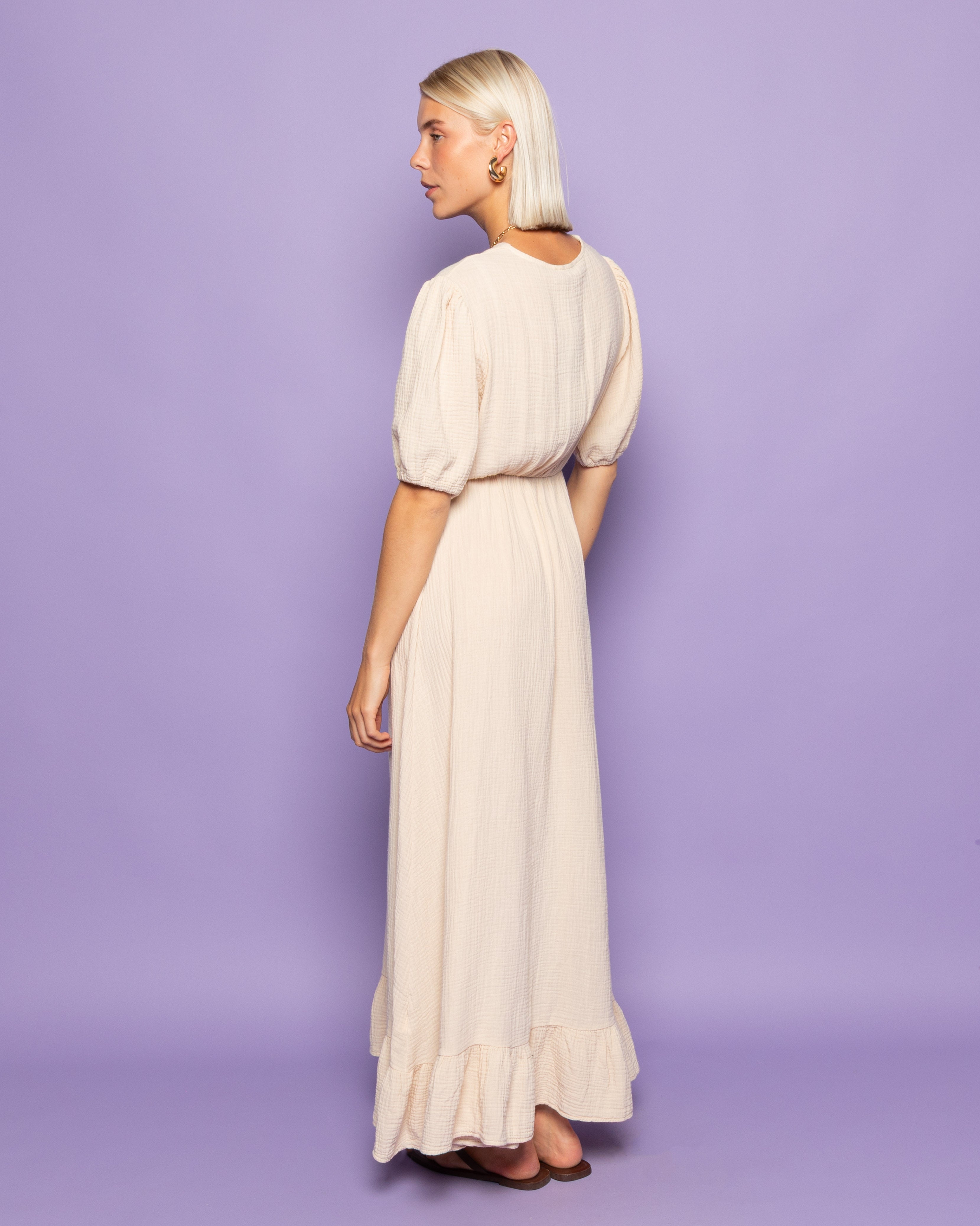 MOUSSELINE MAXI SHORT SLEEVE DRESS SAND