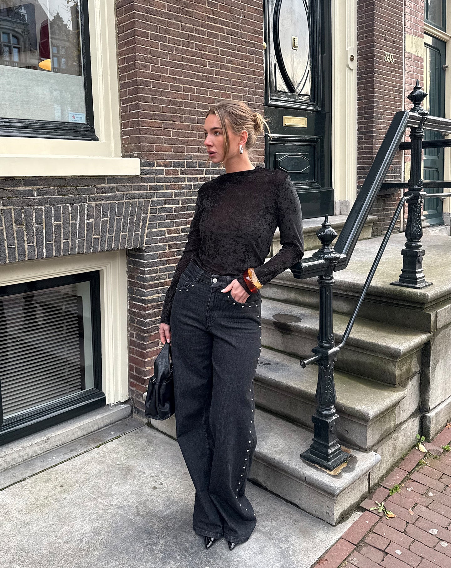 VELVET COL TOP BLACK