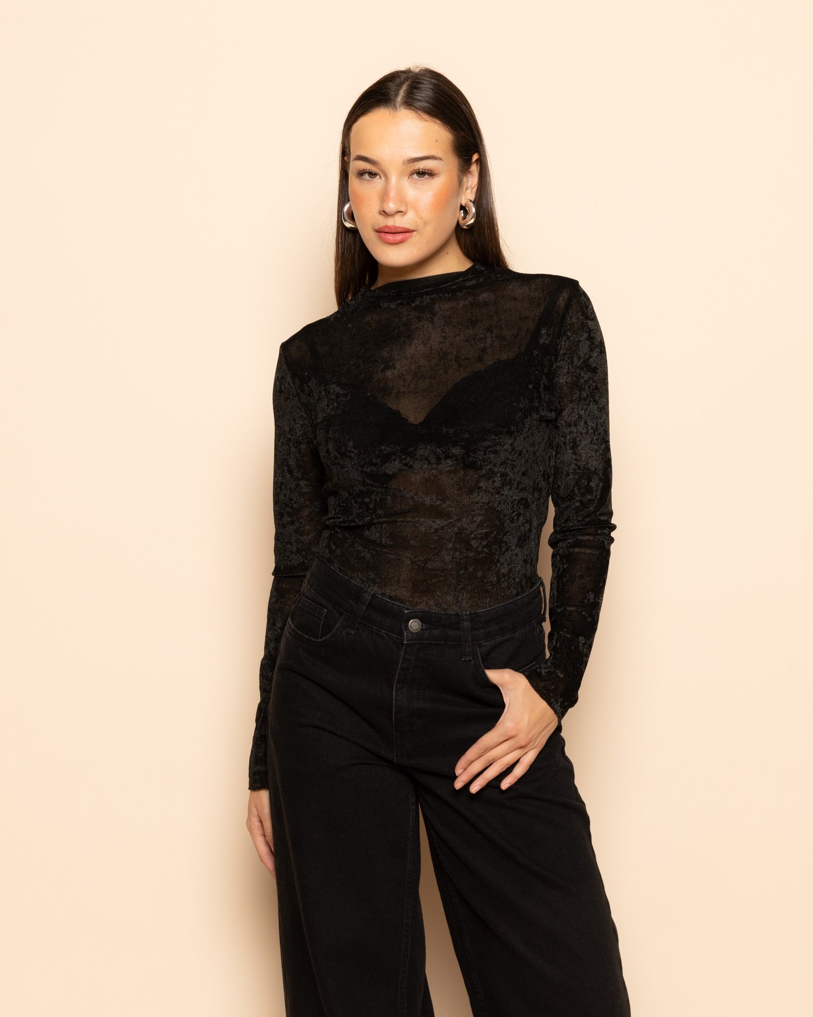 VELVET COL TOP BLACK