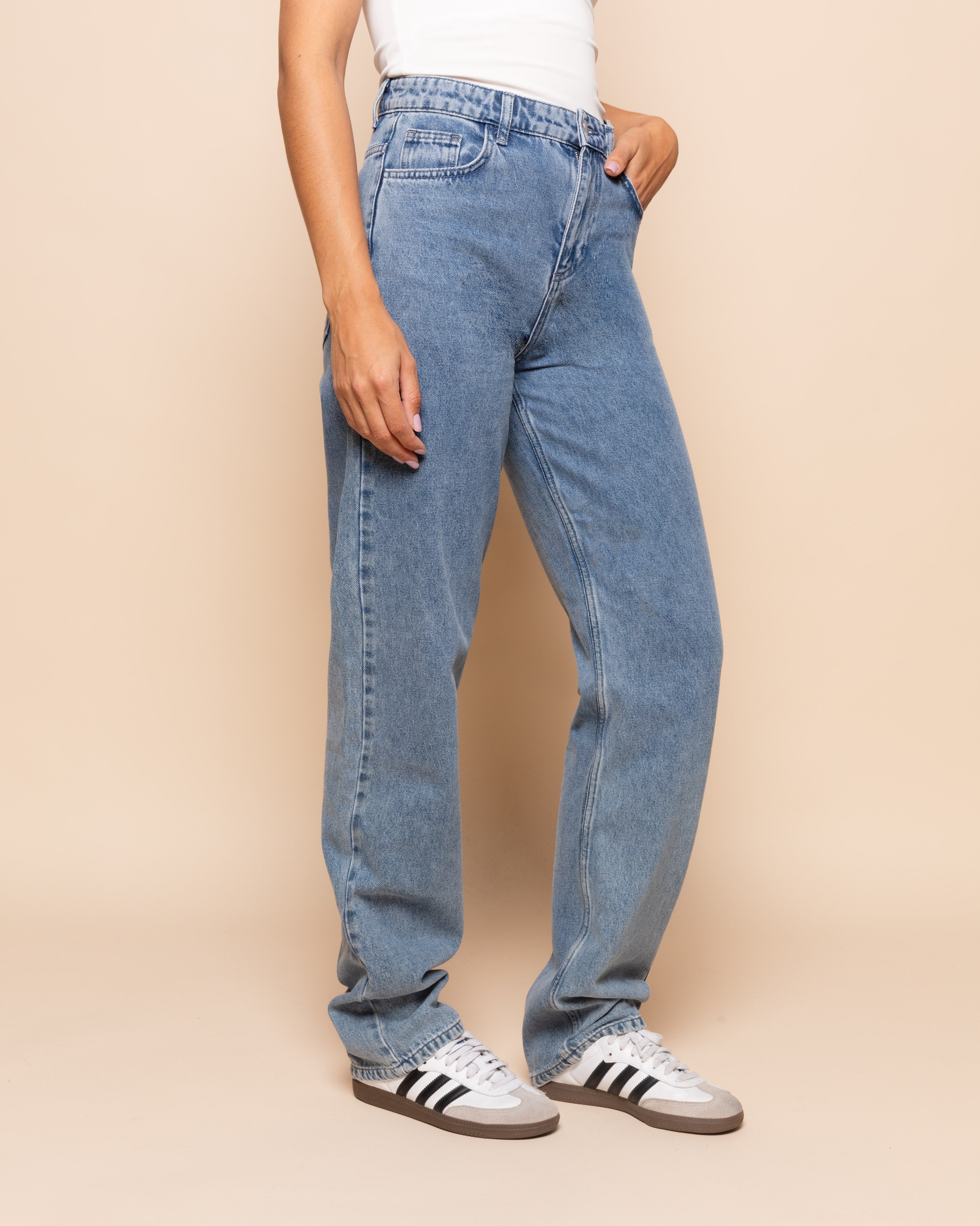 DENIM STRAIGHT LEG JEANS SKY BLUE