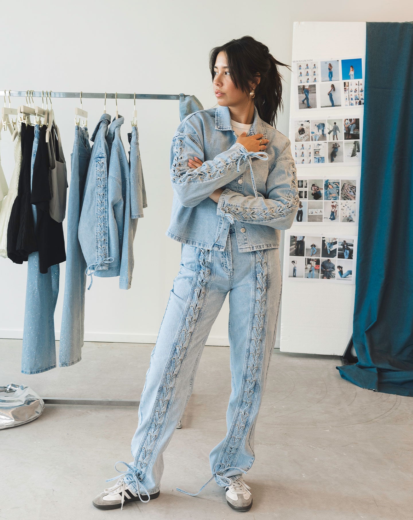 LACE UP JEANS LIGHT BLUE