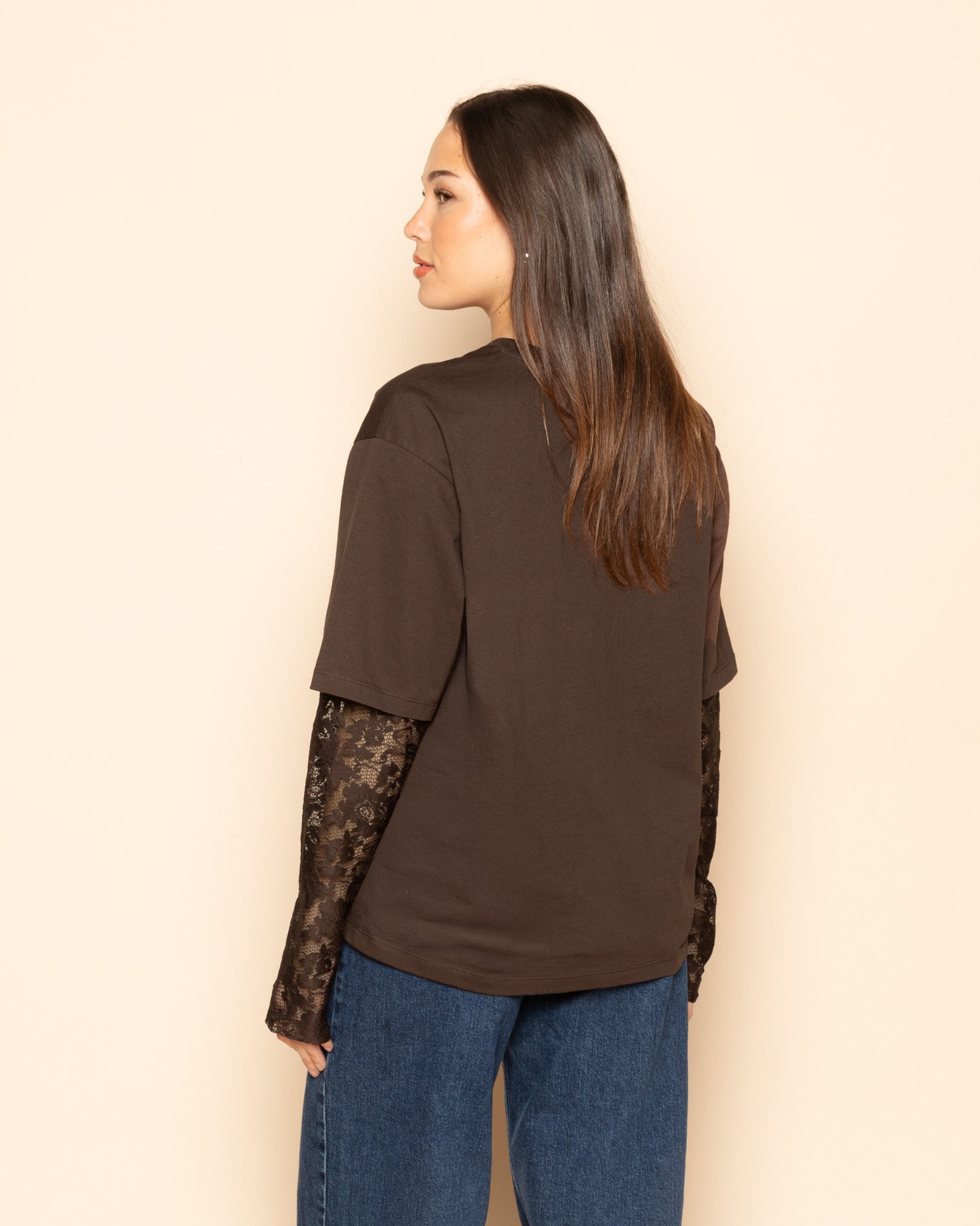 LACE LONG SLEEVE OVERSIZED TEE DONKERBRUIN