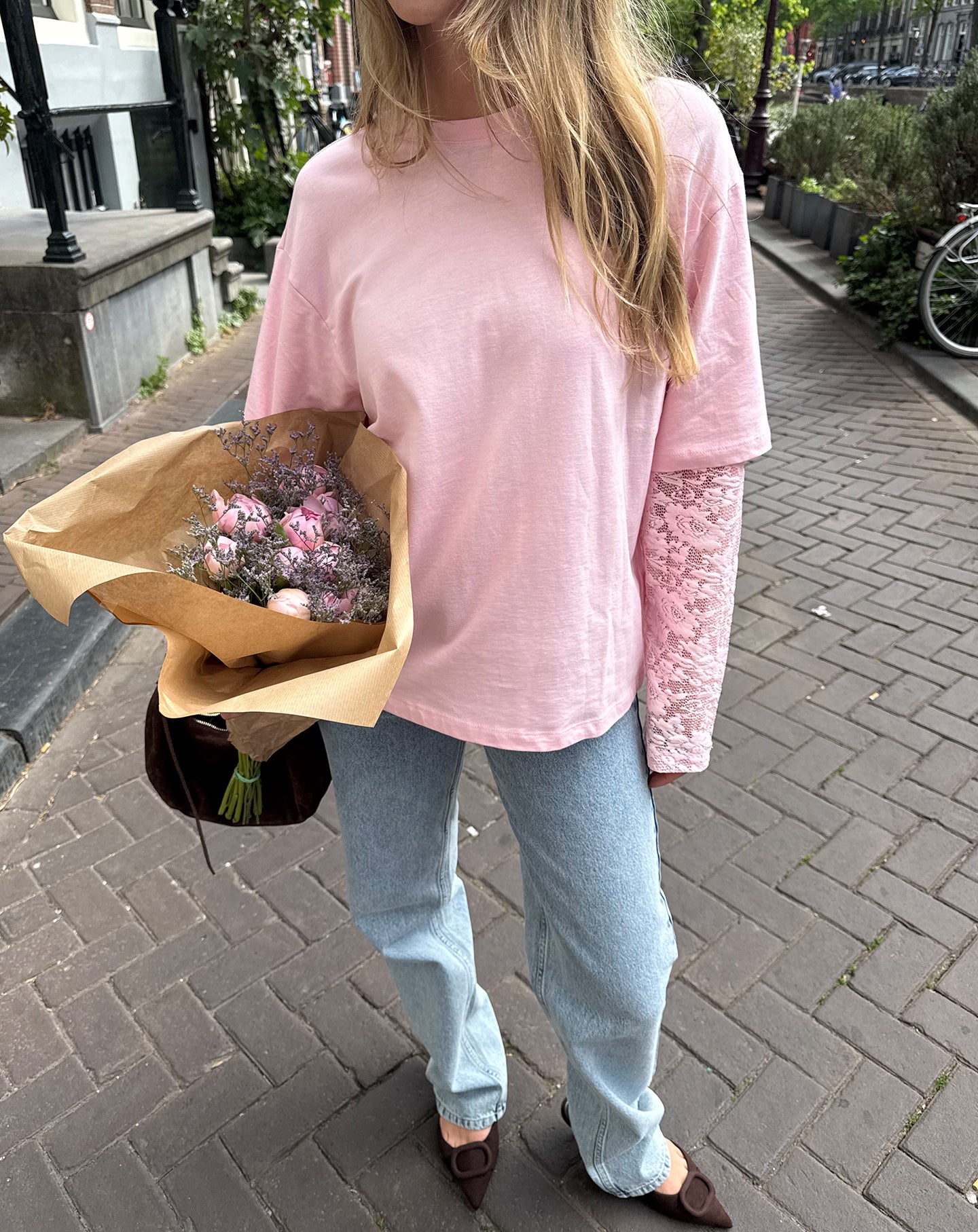 LACE LONG SLEEVE OVERSIZED TEE PASTEL PINK