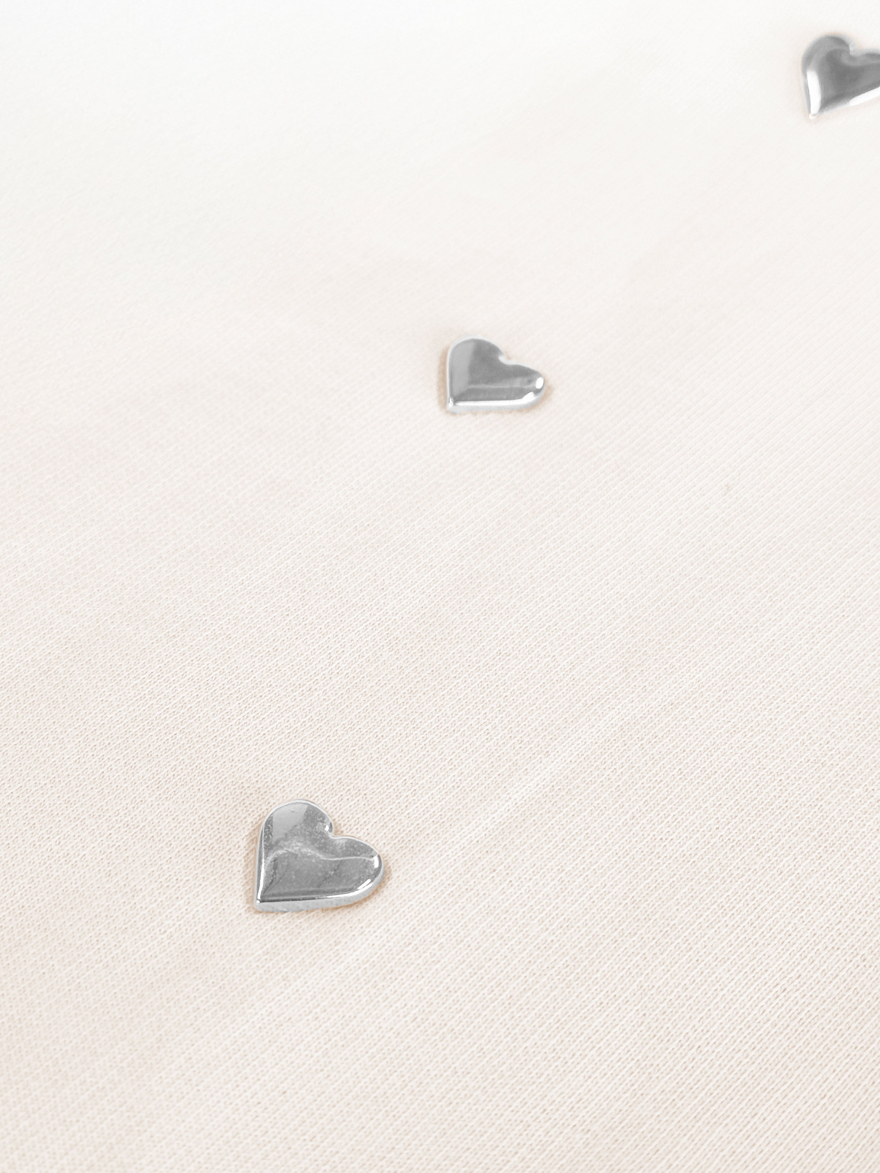 HEART STUD SWEATER CRÈME