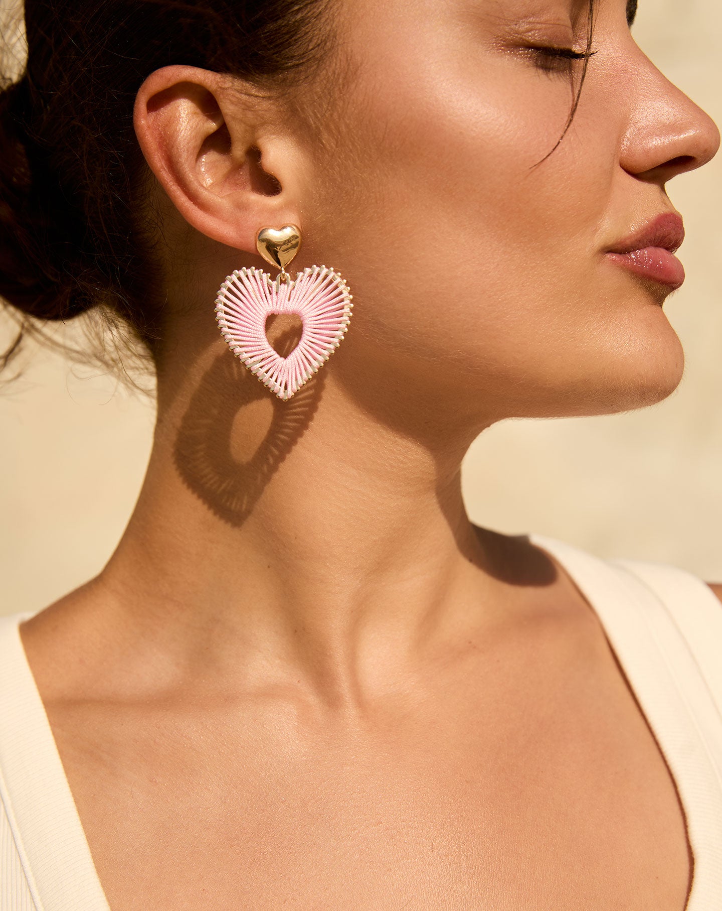 COLORED HEART EARRINGS LIGHT PINK