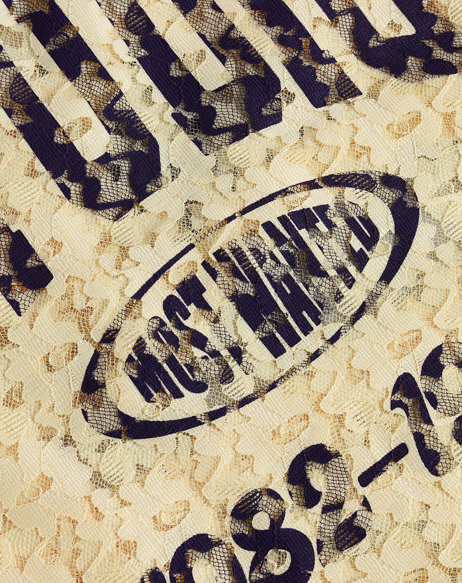 LACE SPORTS STUDIO V-NECK TEE BUTTER YELLOW