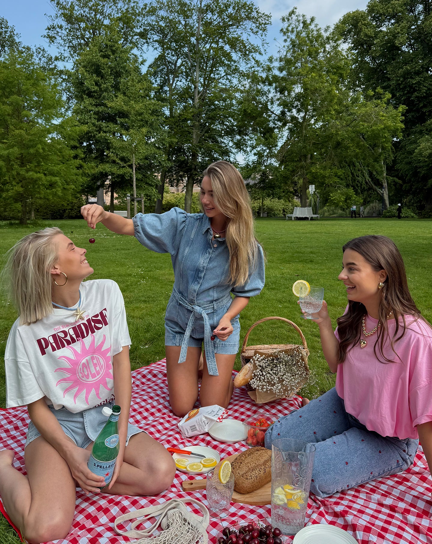 PARADISE SUNDREAM OVERSIZED TEE CRÈME