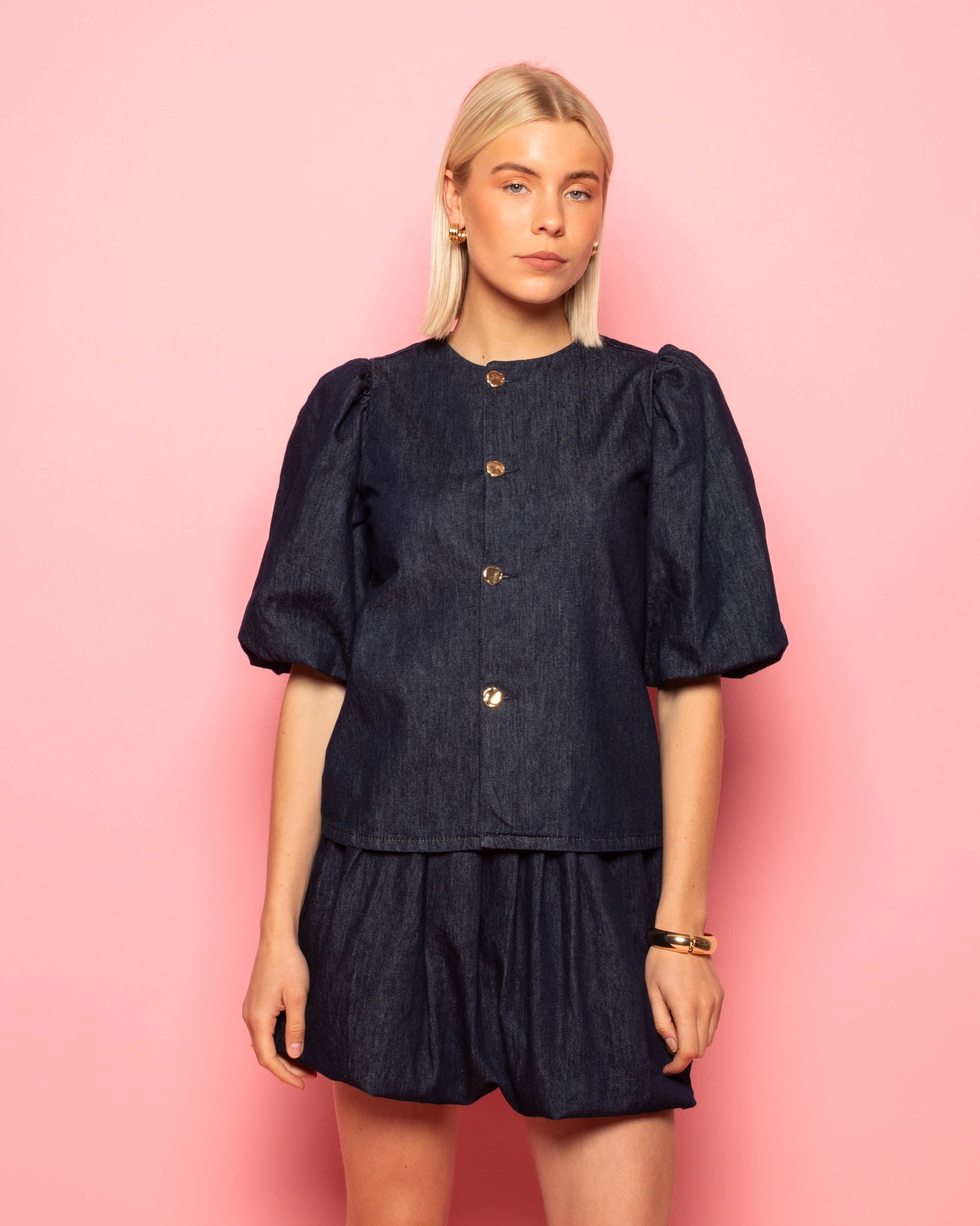 DENIM BUBBLE HEM SKIRT DONKERBLAUW