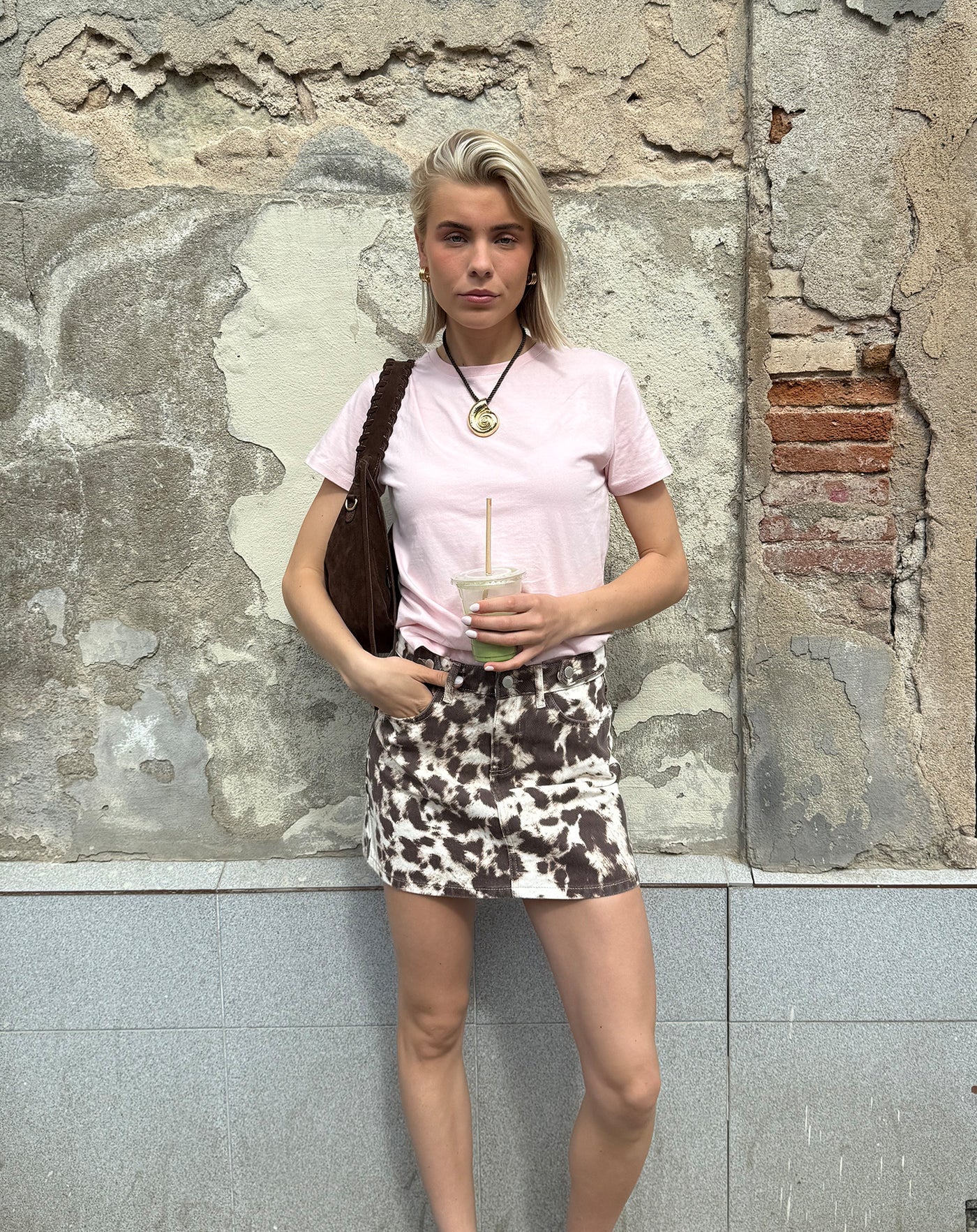 MILLENNIAL FITTED TEE LIGHT PINK