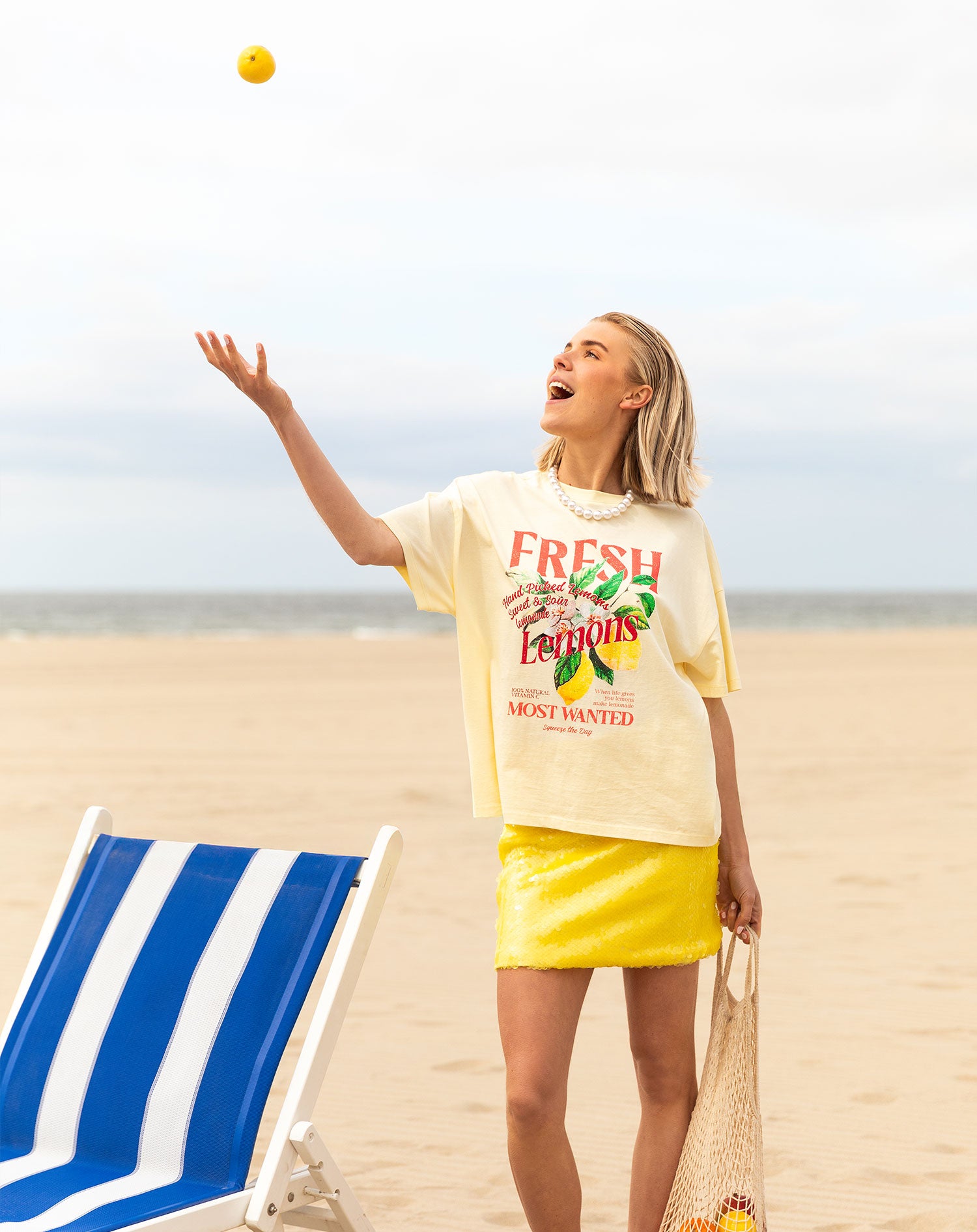 LEMONS OVERSIZED TEE BOTERGEEL
