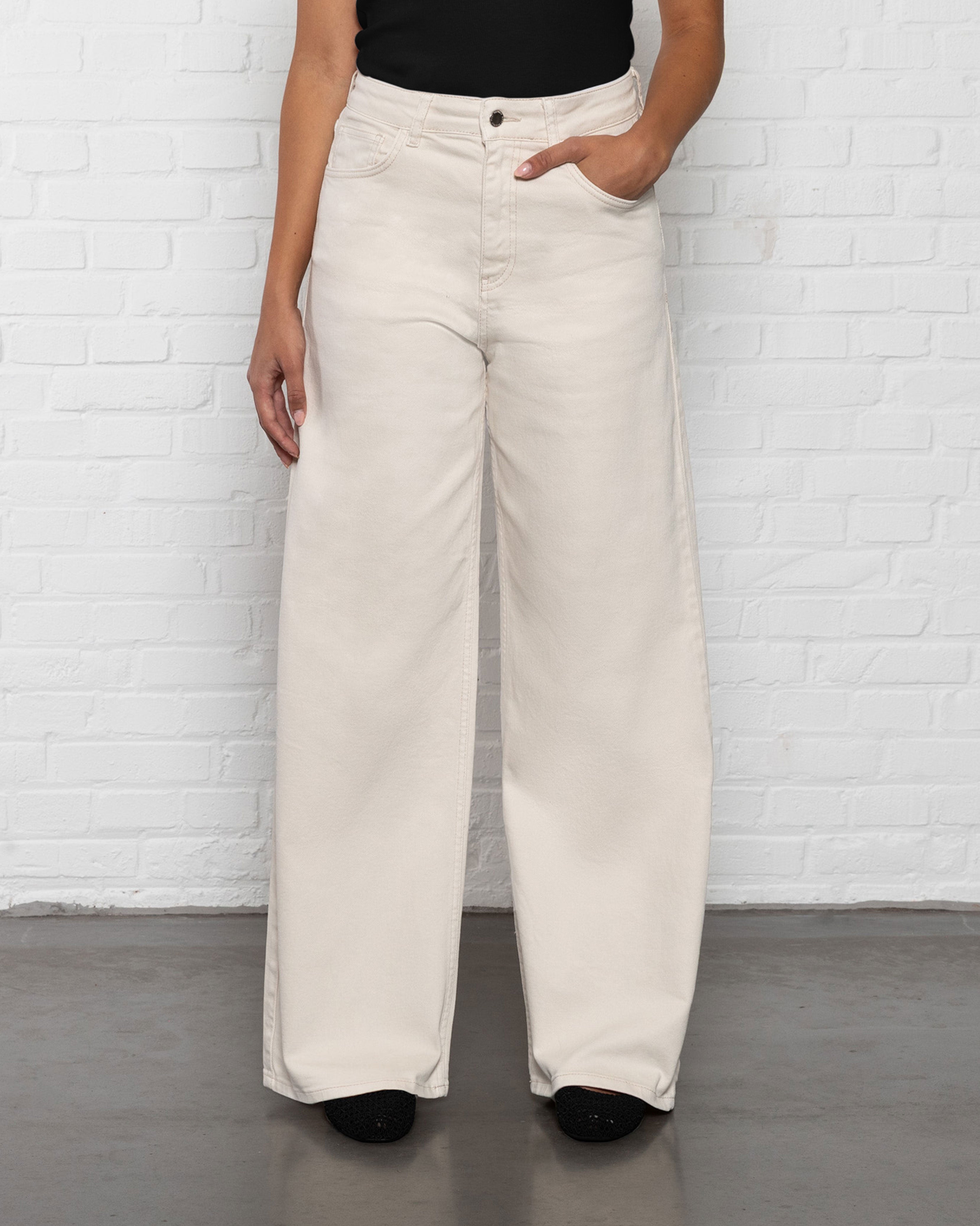 COMFORT WIDE LEG JEANS CRÈME
