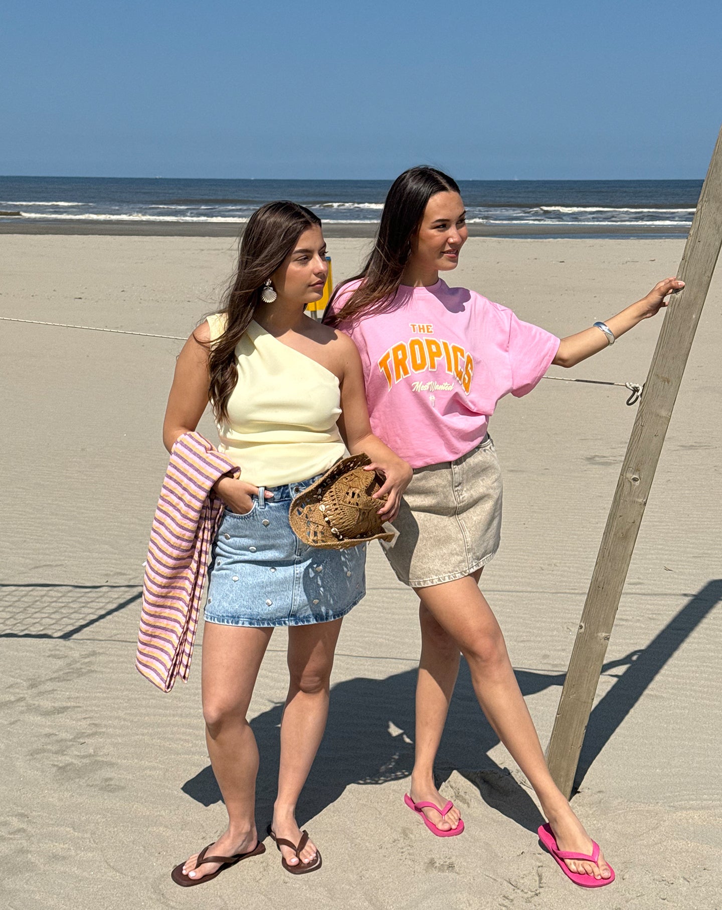 THE TROPICS OVERSIZED TEE PINK