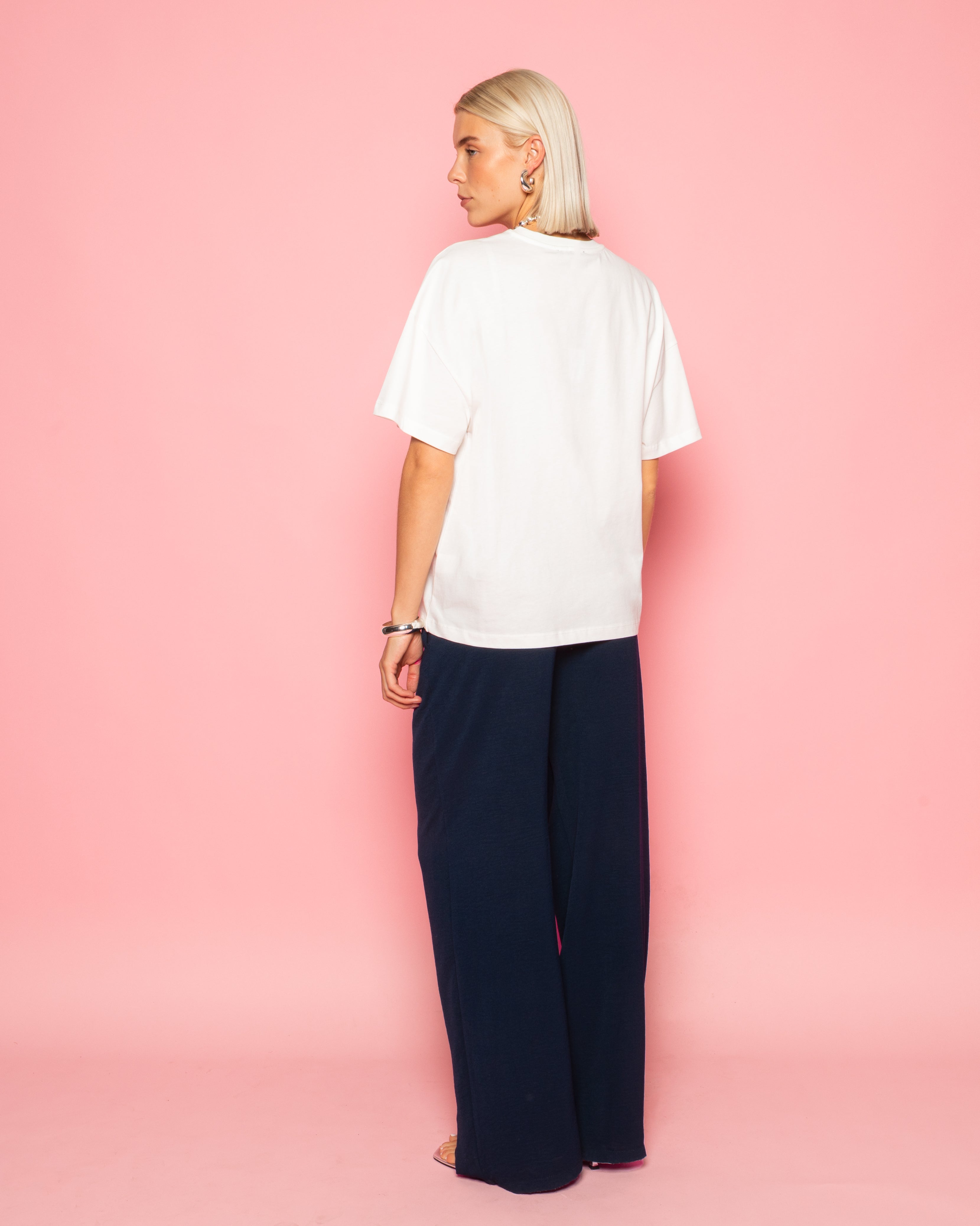 LOVE STUDIOS OVERSIZED TEE CRÈME