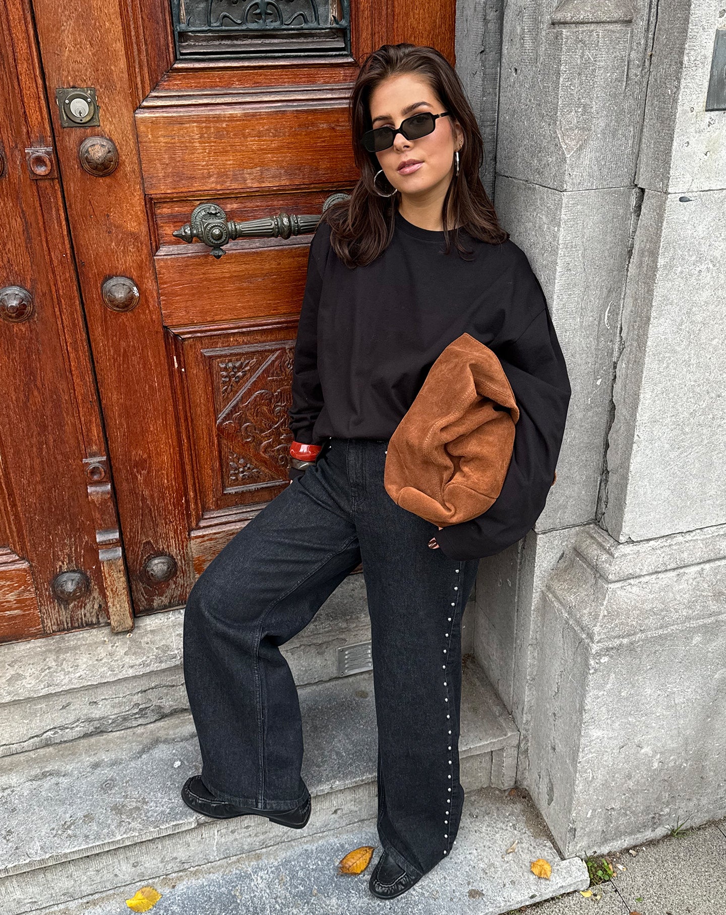 BASIC LONG SLEEVE OVERSIZED TEE ZWART