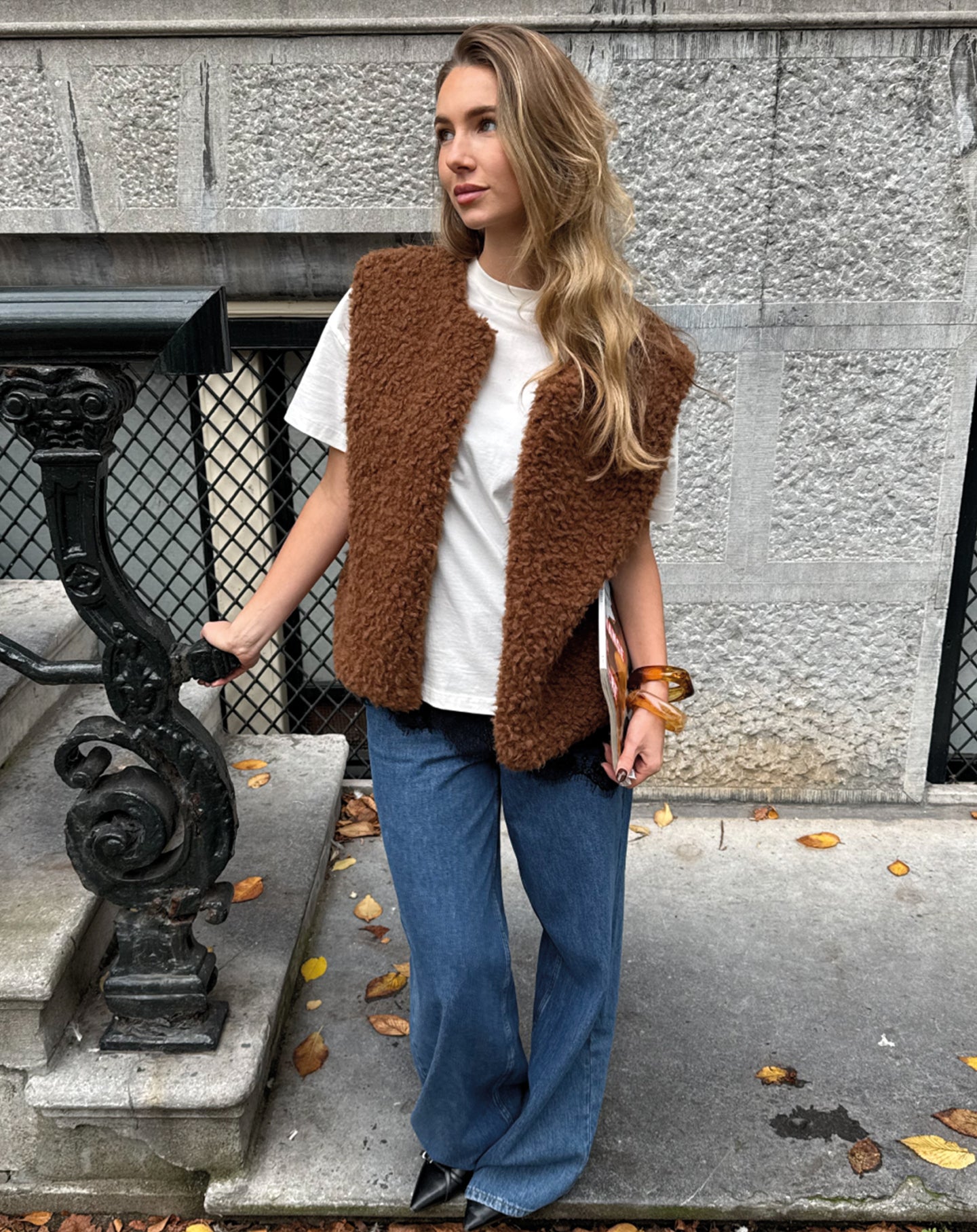 ASYMMETRIC SATIN LACE SKIRT ZWART