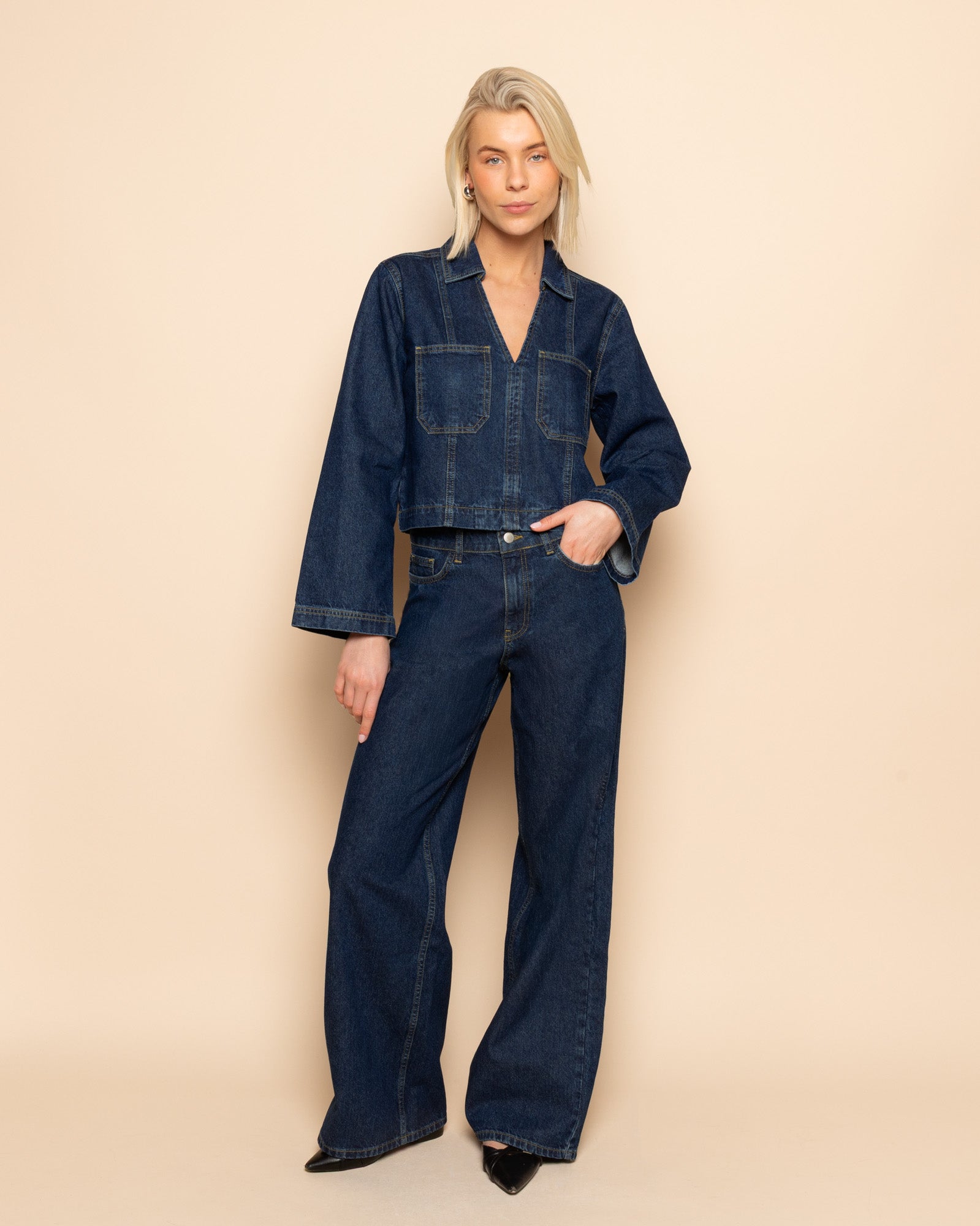 NORE LONG SLEEVE TOP DONKERBLAUW