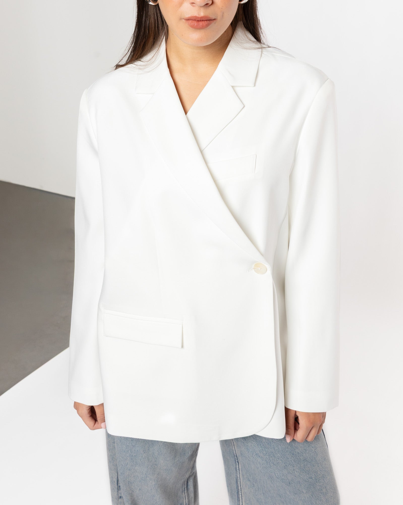 STEVIE OVERSIZED ASYMMETRIC BLAZER CRÈME