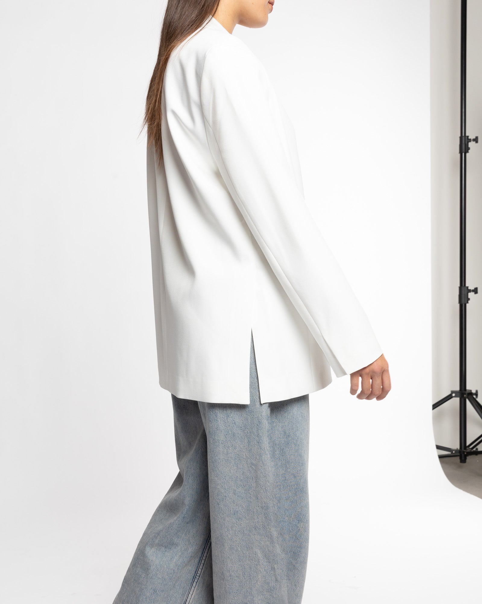 STEVIE OVERSIZED ASYMMETRIC BLAZER CRÈME