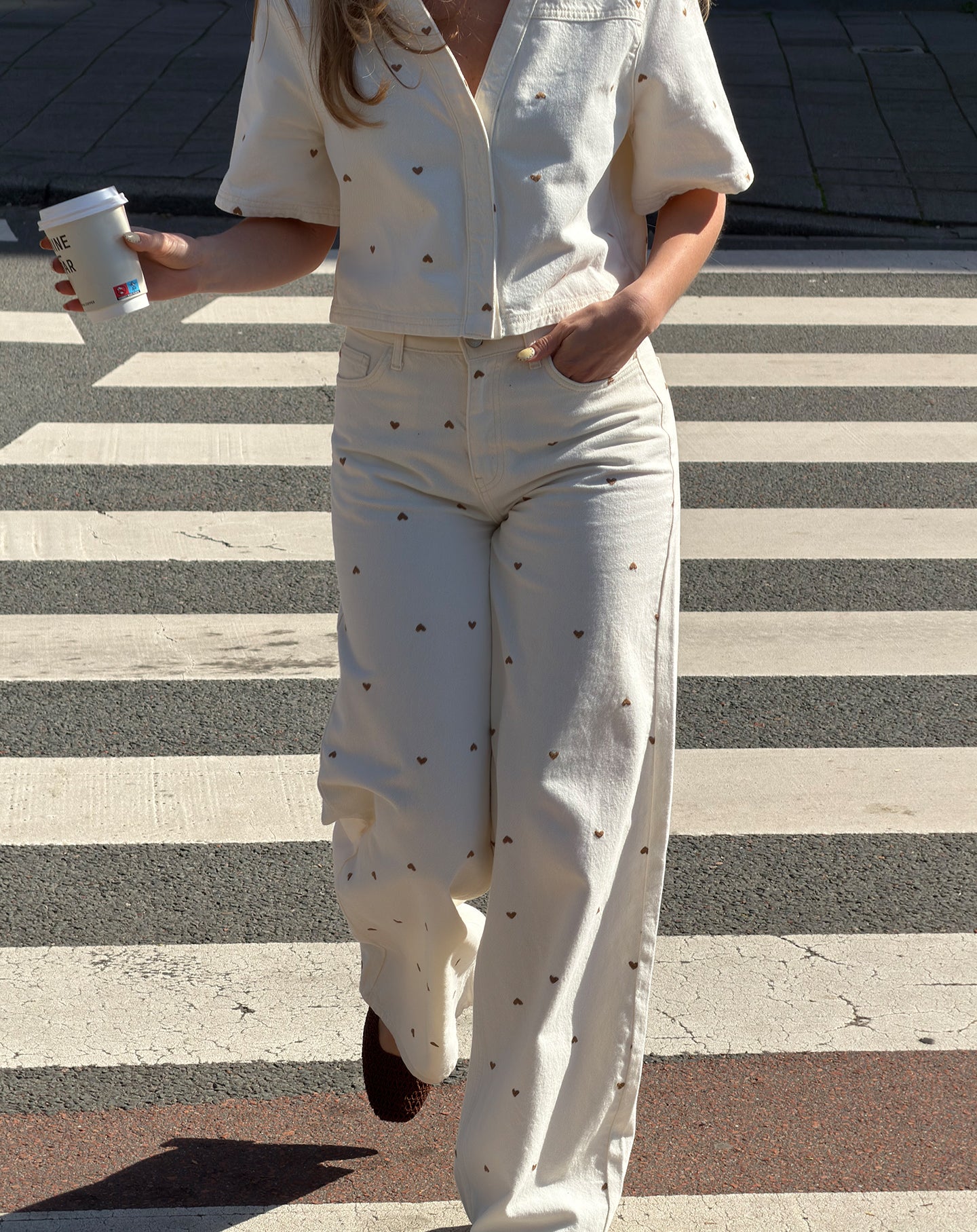 HEART WIDE LEG JEANS CRÈME