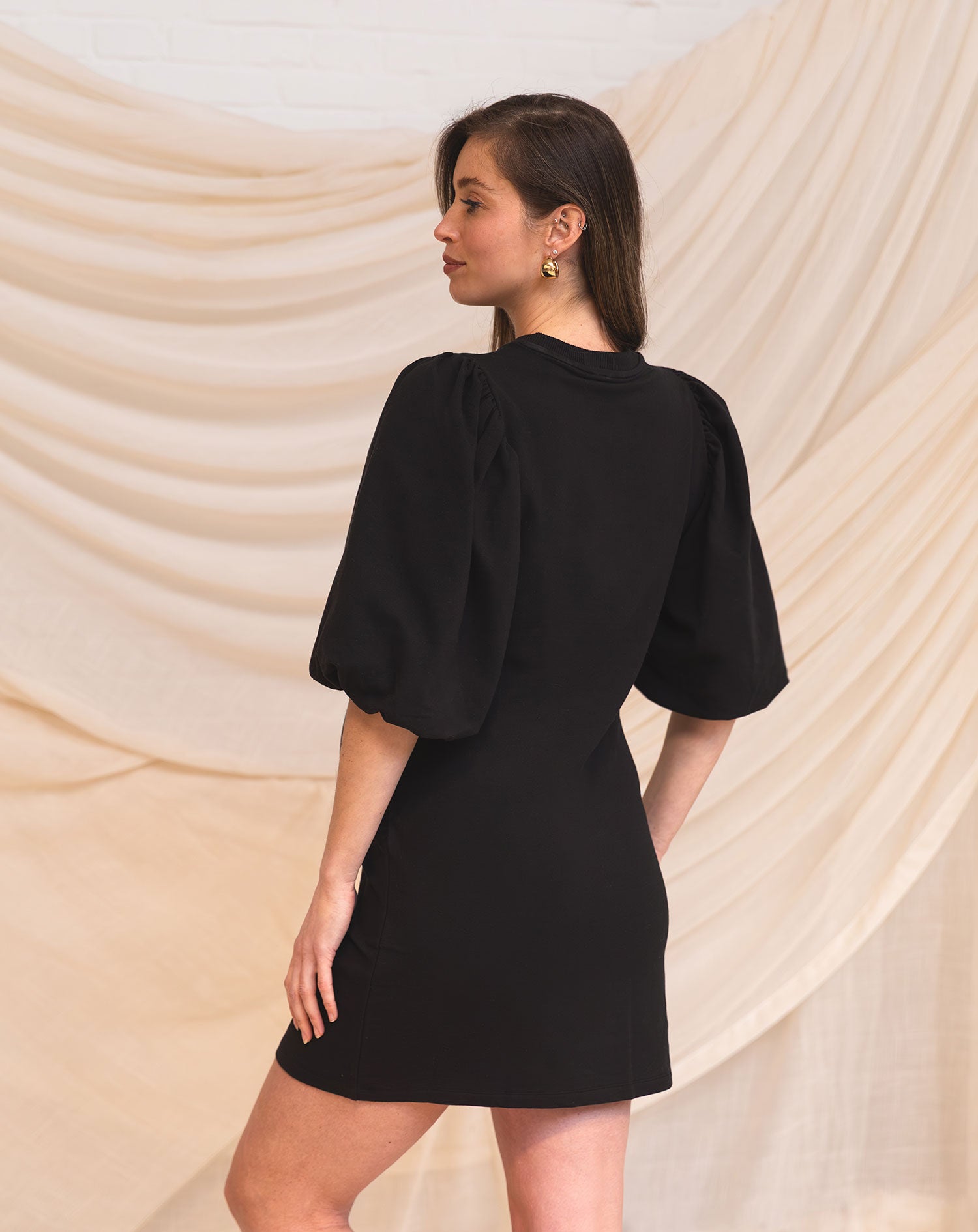 LOA PUFF SLEEVE SWEAT DRESS MATERNITY ZWART