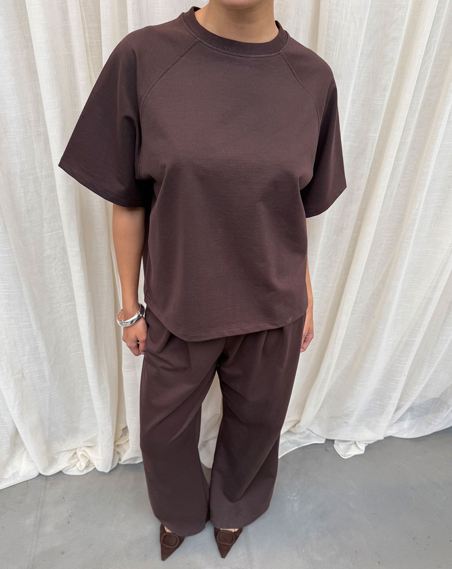 PLEATED WIDE LEG SWEAT PANTS BRUIN