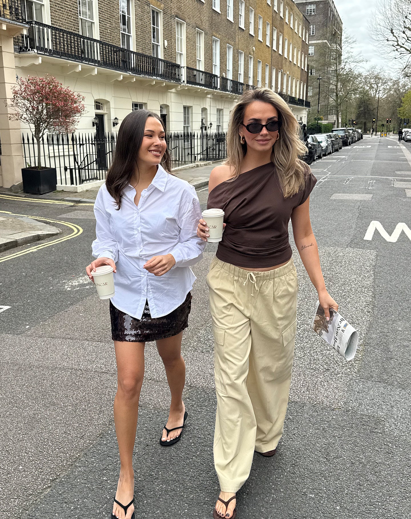 OFF SHOULDER PLEAT TOP BRUIN